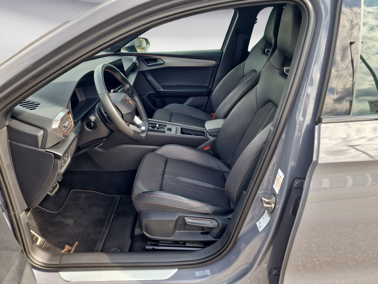 Cupra - Leon 2.0 TSI DSG VZ