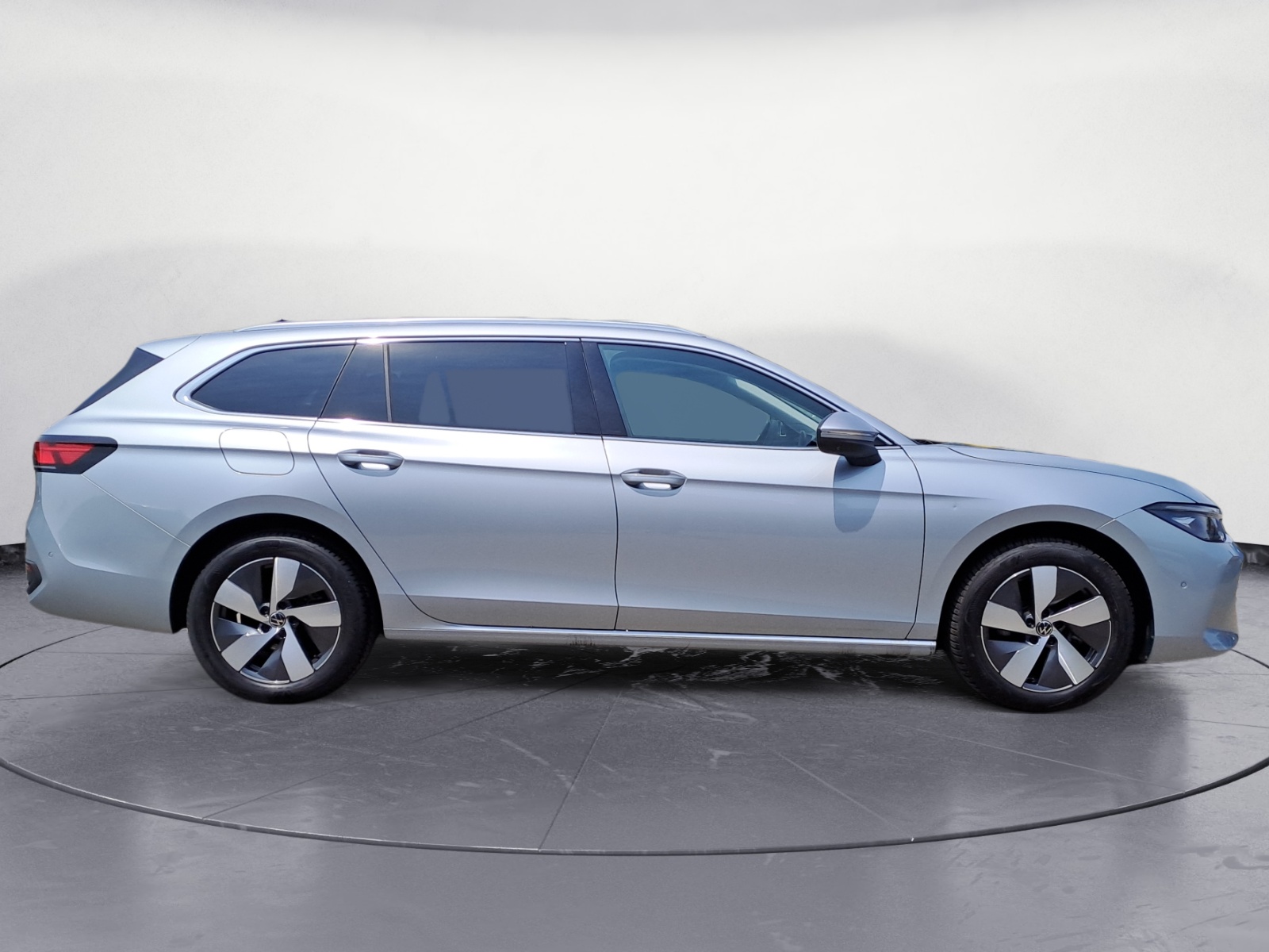Volkswagen - Passat Variant 2.0 TDI SCR DSG Business