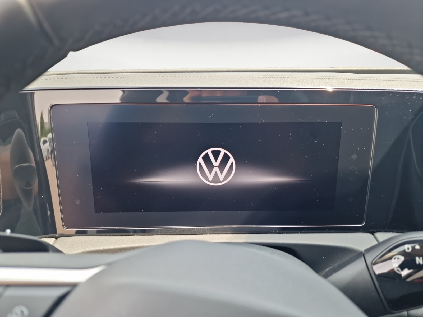Volkswagen - Tiguan 2.0 TDI SCR DSG Elegance