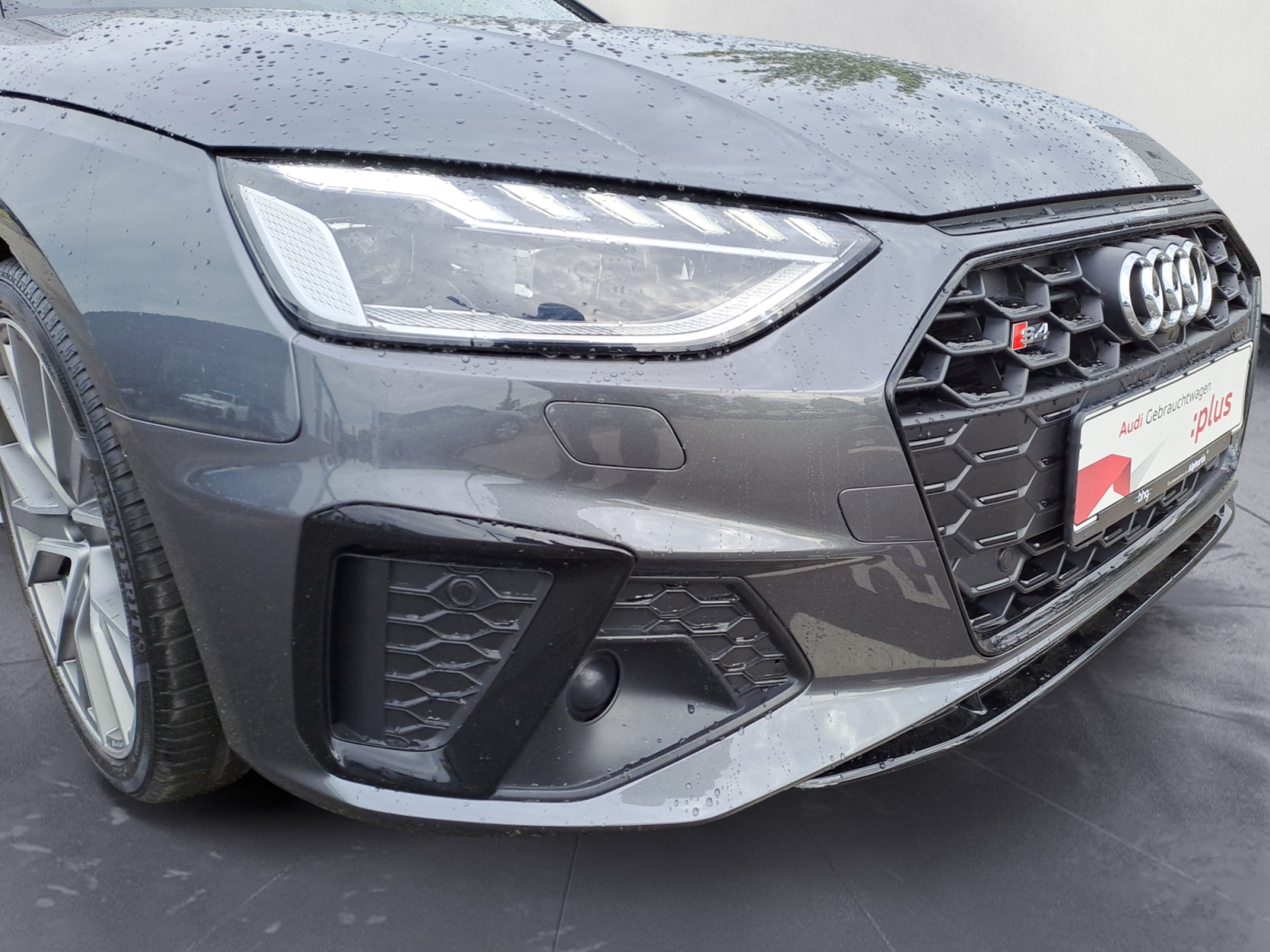Audi - S4 Avant