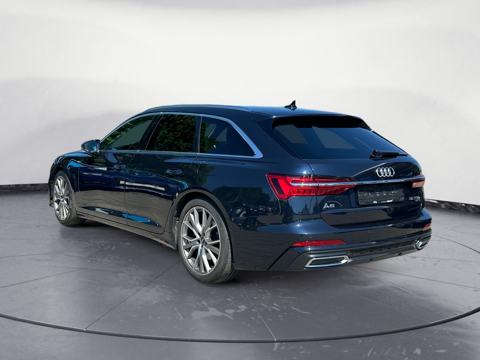 Audi - A6 Avant 55 TFSI e quattro S tronic