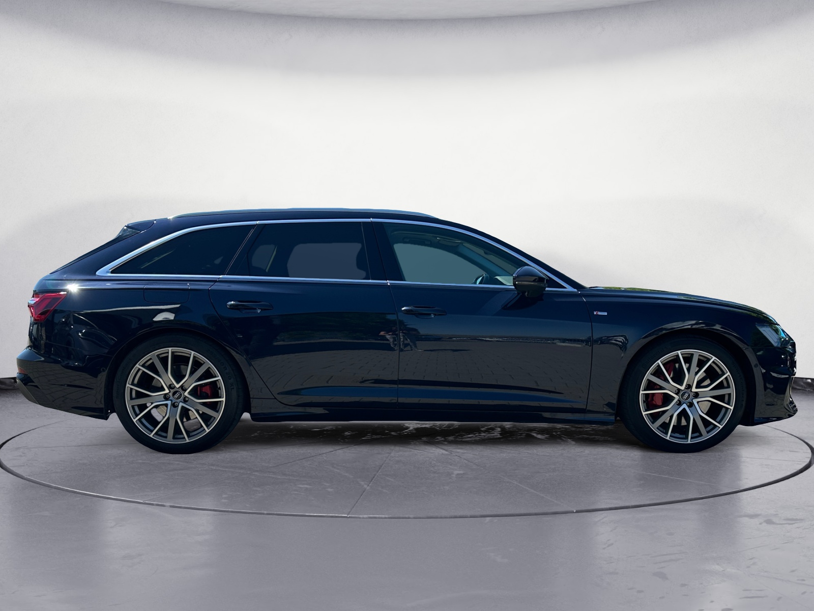 Audi - A6 Avant 55 TFSI e quattro S tronic
