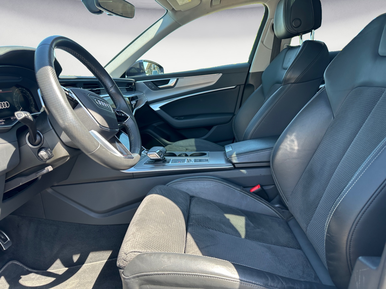 Audi - A6 Avant 55 TFSI e quattro S tronic