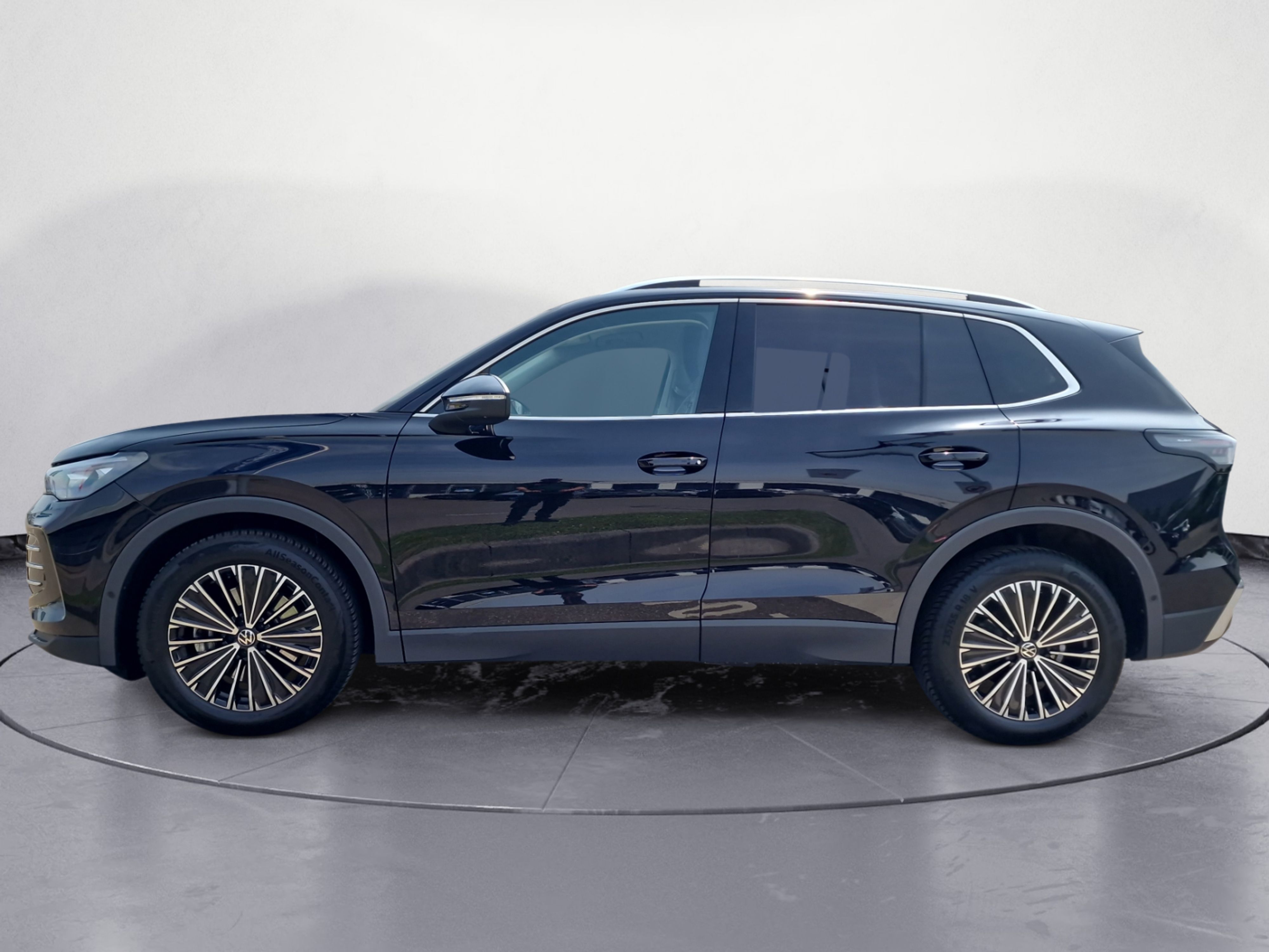 Volkswagen - Tiguan 2.0 TDI SCR DSG Elegance