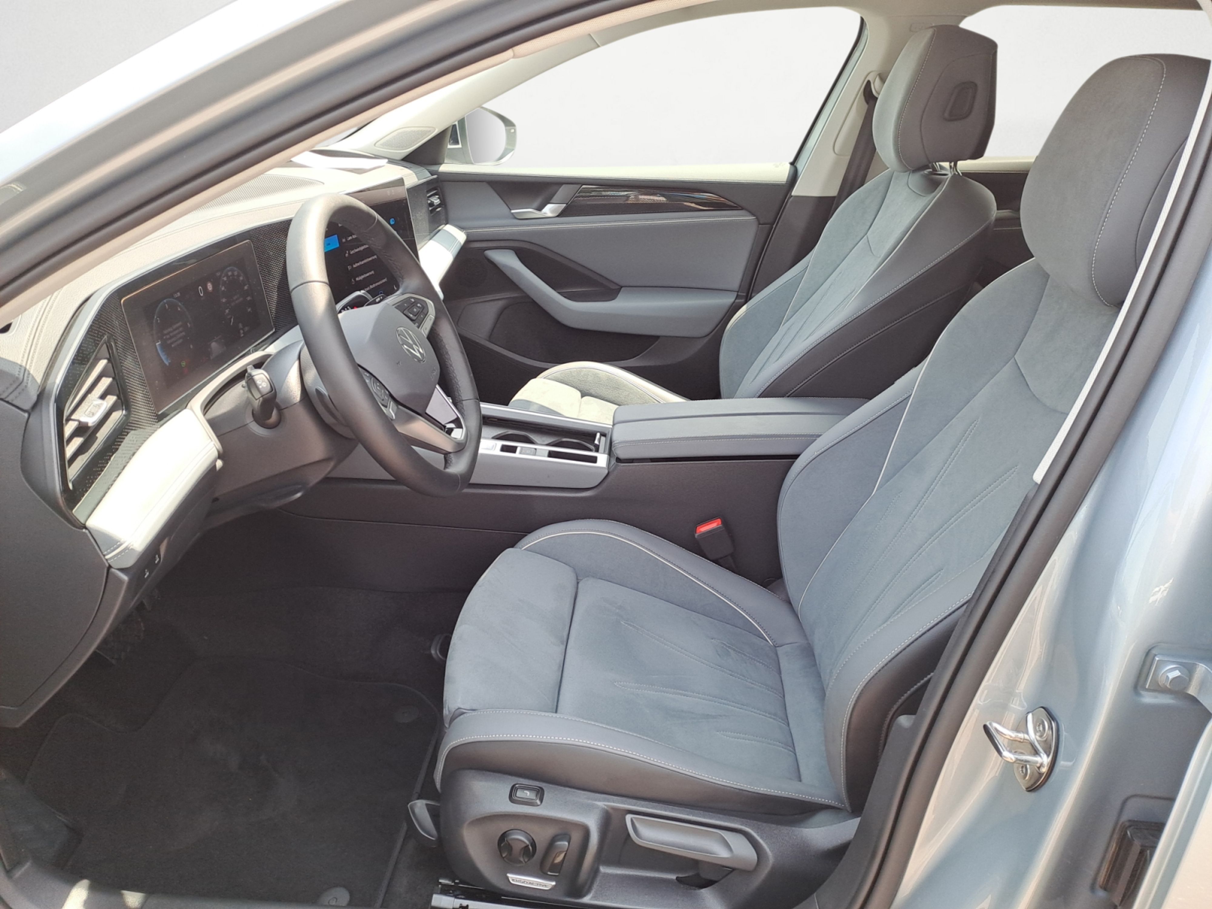 Volkswagen - Passat Variant 2.0 TDI SCR DSG Business