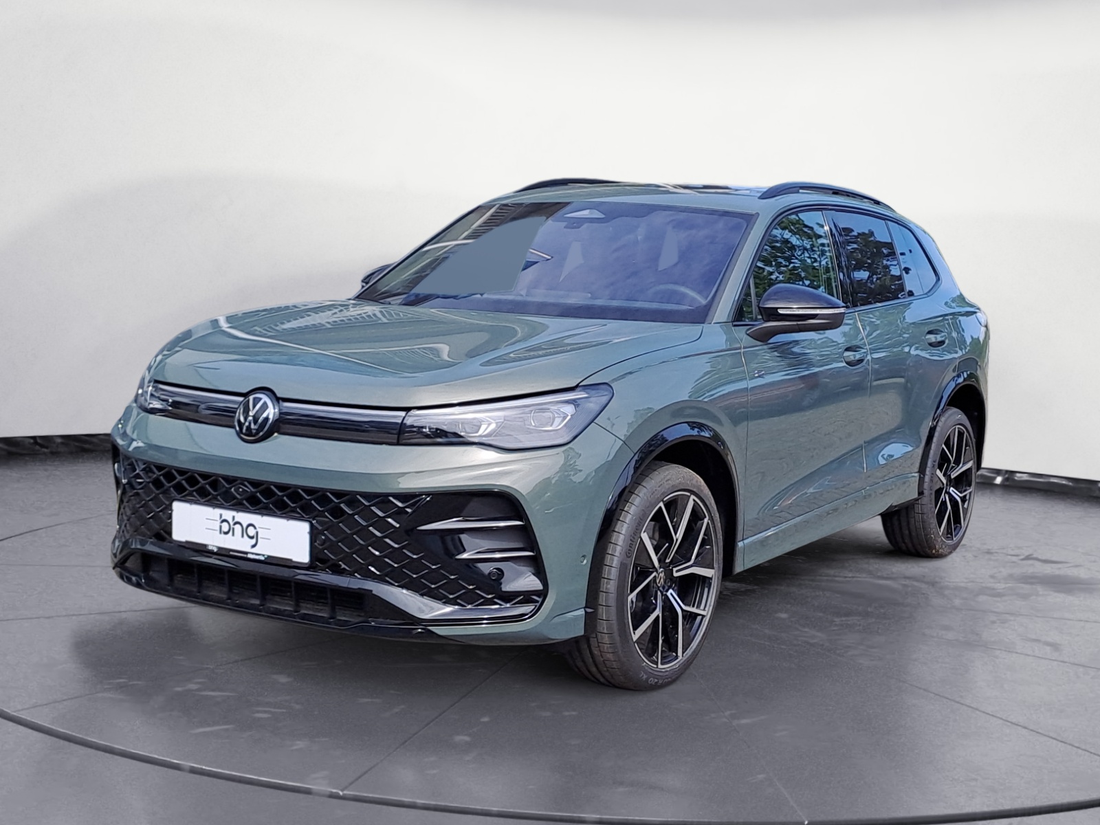 Volkswagen - Tiguan R-Line 2,0 l TSI OPF 4MOTION   7-Gang-Doppelkupplungsgetrie be DSG