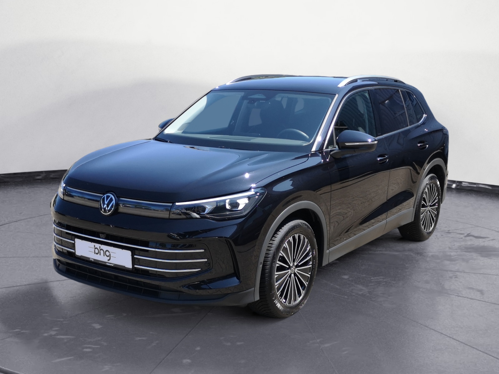 Volkswagen - Tiguan 1.5 eTSI Elegance DSG