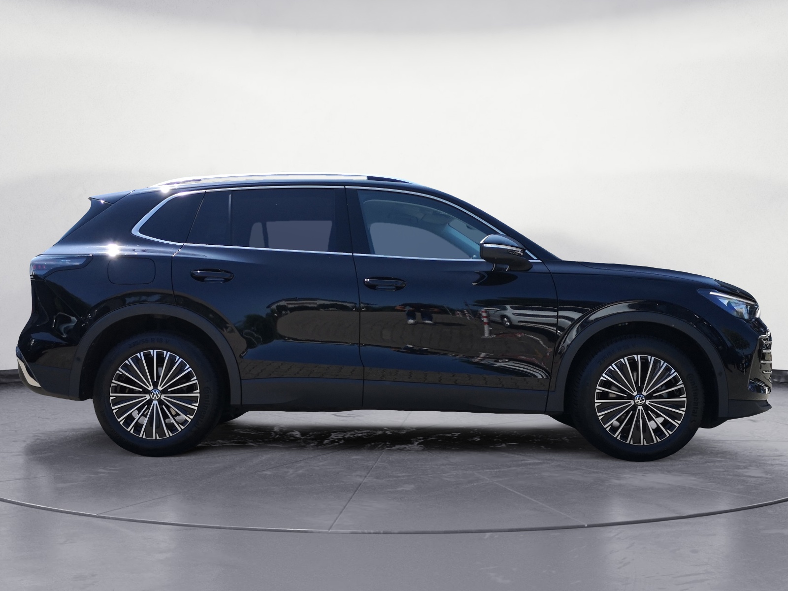 Volkswagen - Tiguan 1.5 eTSI Elegance DSG