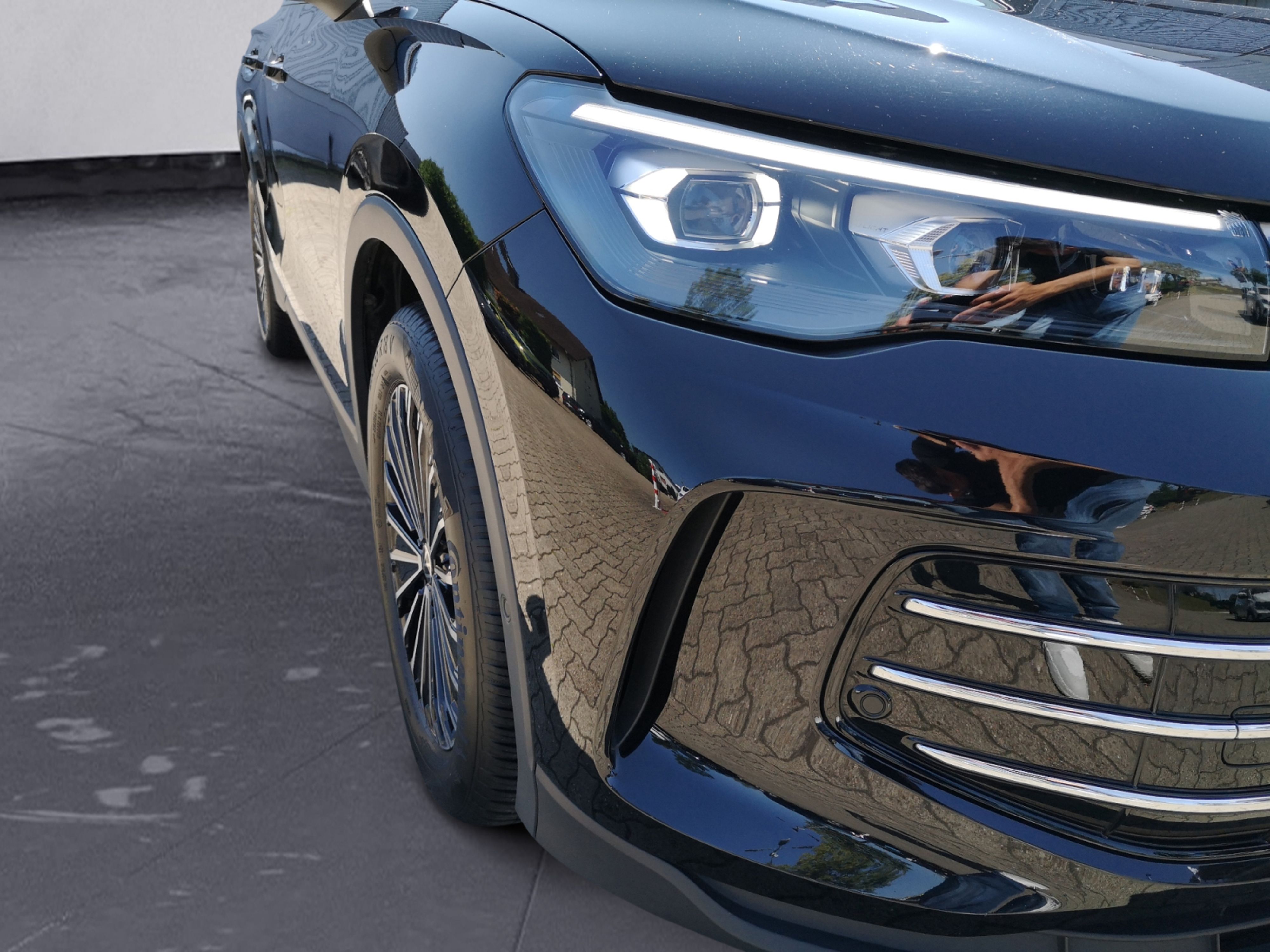 Volkswagen - Tiguan 1.5 eTSI Elegance DSG