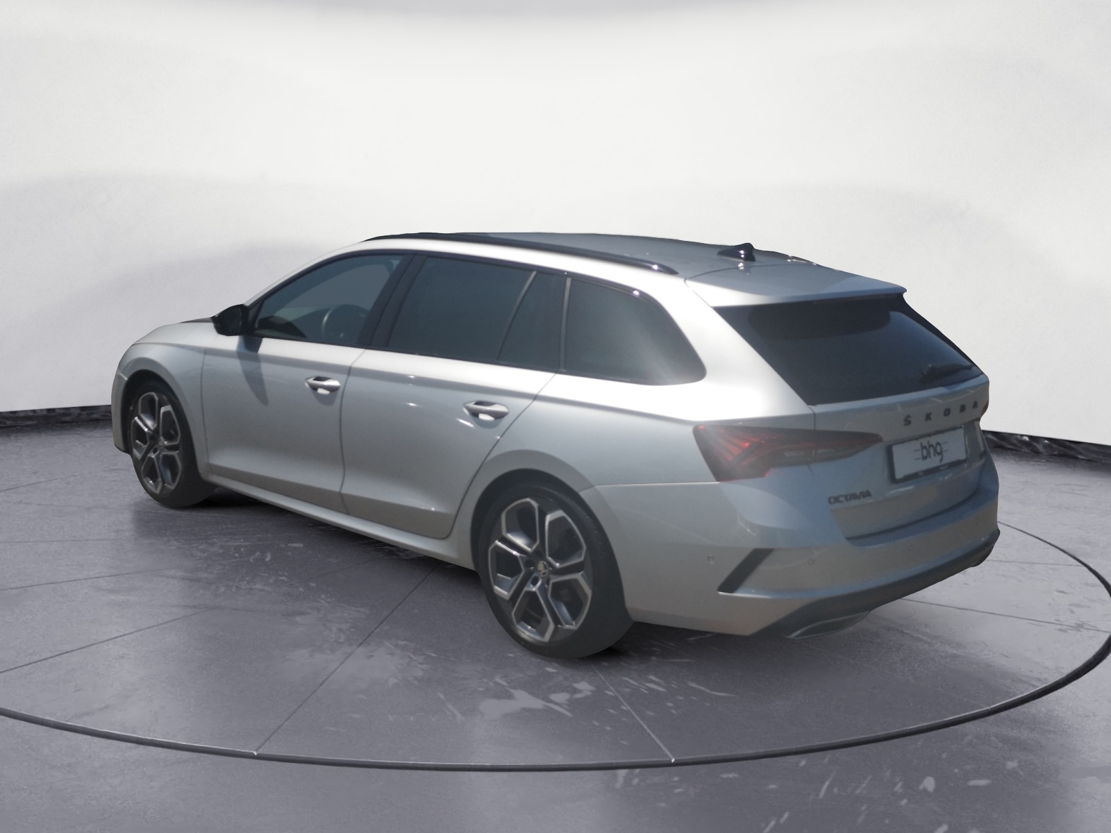 Skoda - Octavia Combi RS Plus TDI DSG