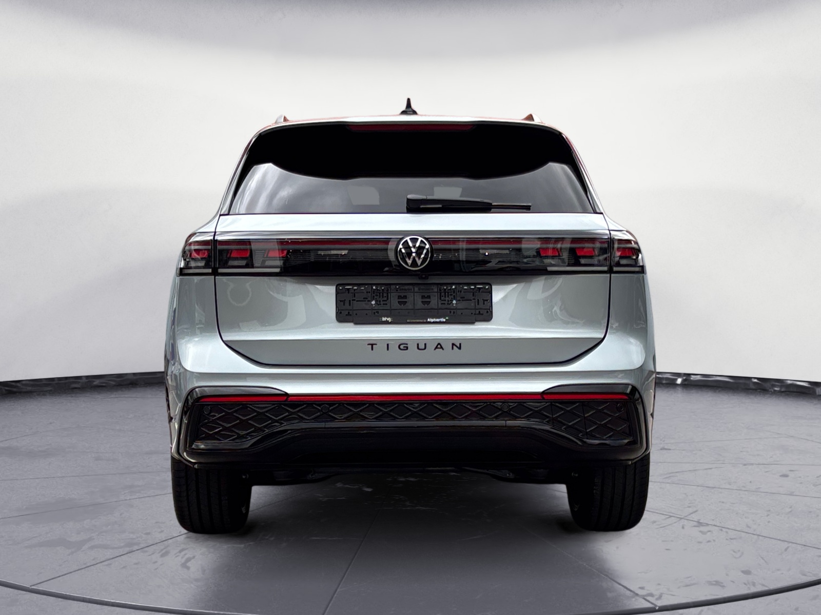 Volkswagen - Tiguan R-Line 2,0 l TDI SCR 4MOTION  7-Gang-Doppelkupplungsgetrie be DSG