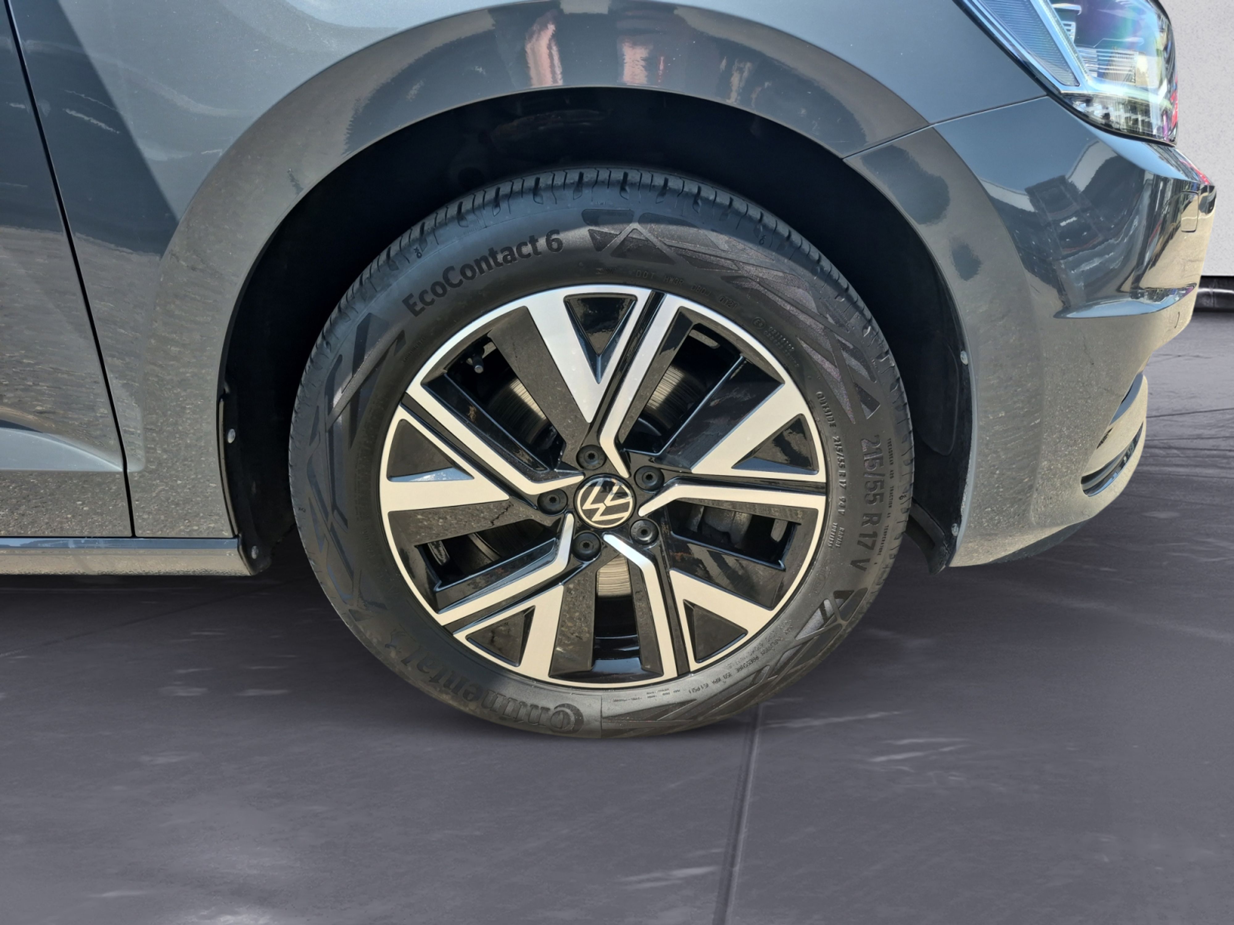 Volkswagen - Touran 1.5 TSI ACT DSG Highline