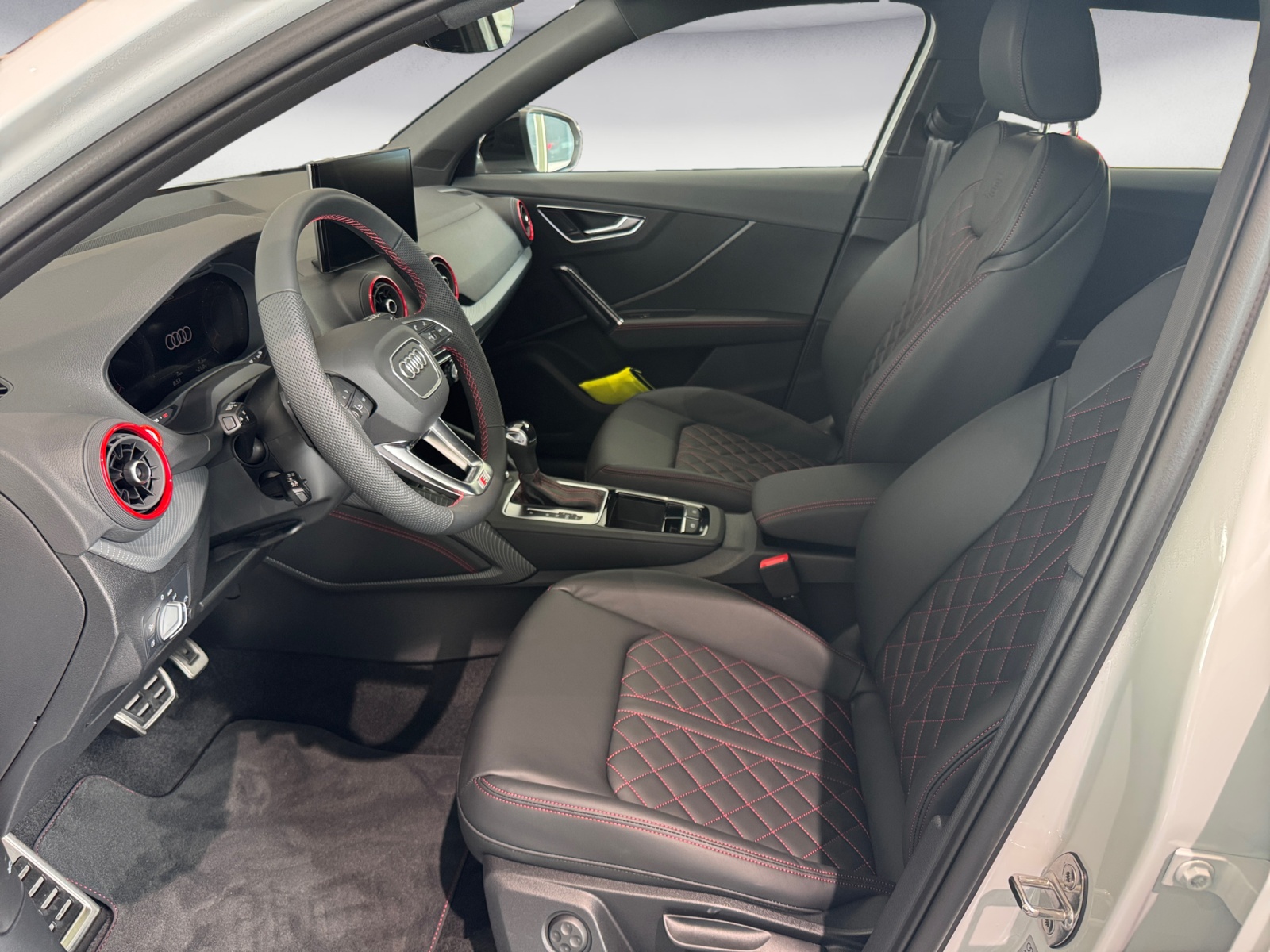 Audi - Q2 S line 35 TFSI 110(150) kW(PS) S tronic