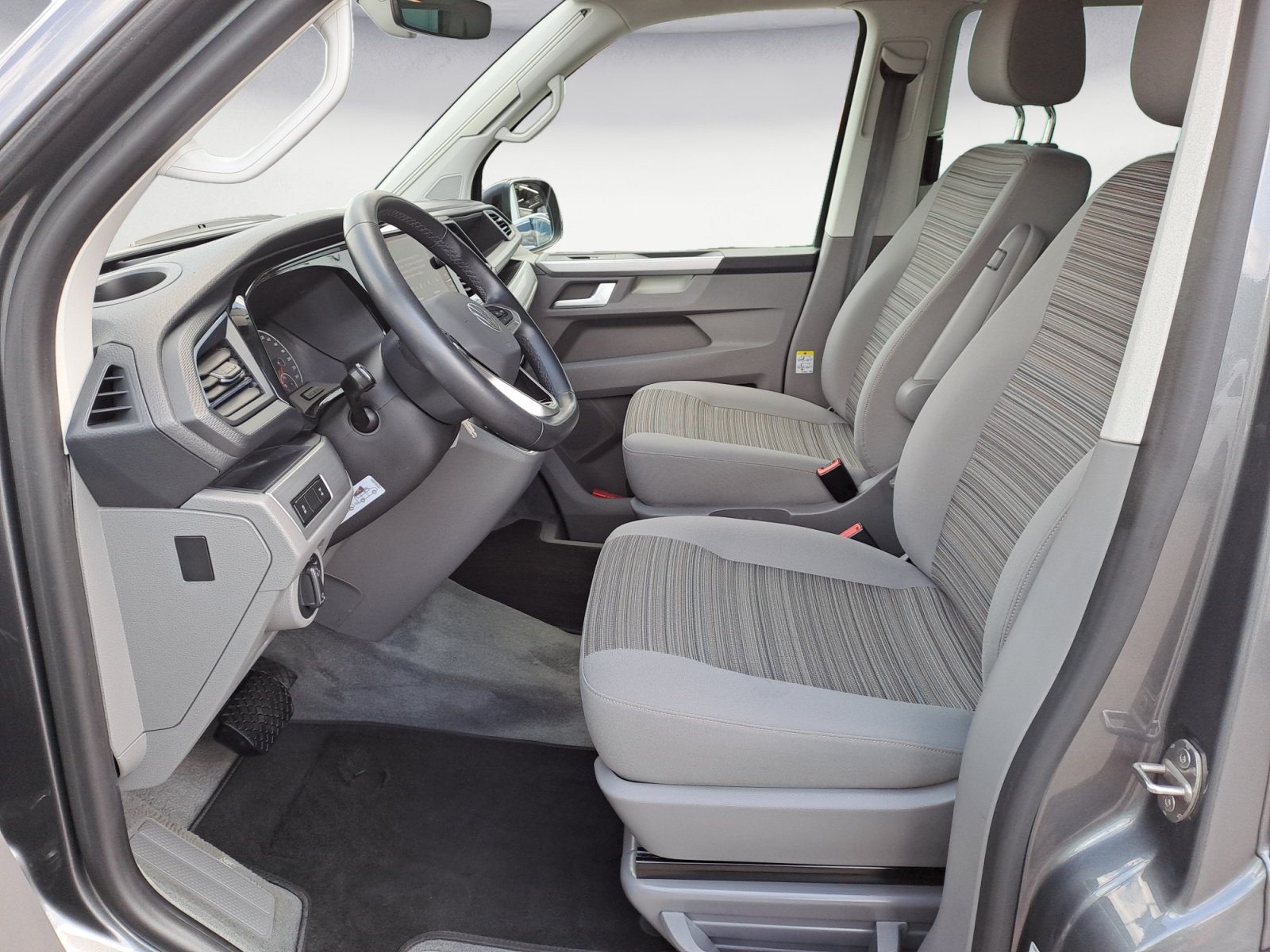 Volkswagen - T6. 1 California 2,0 TDI 4M DSG