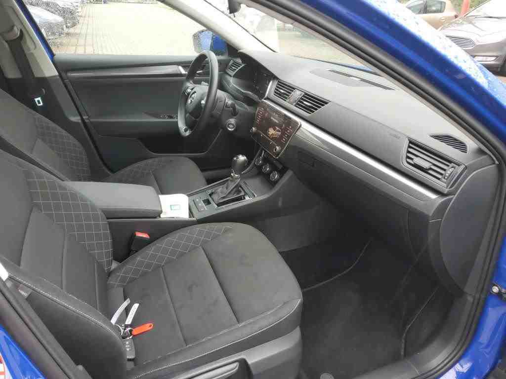 Skoda - Superb Combi 1.5 TSI DSG Active