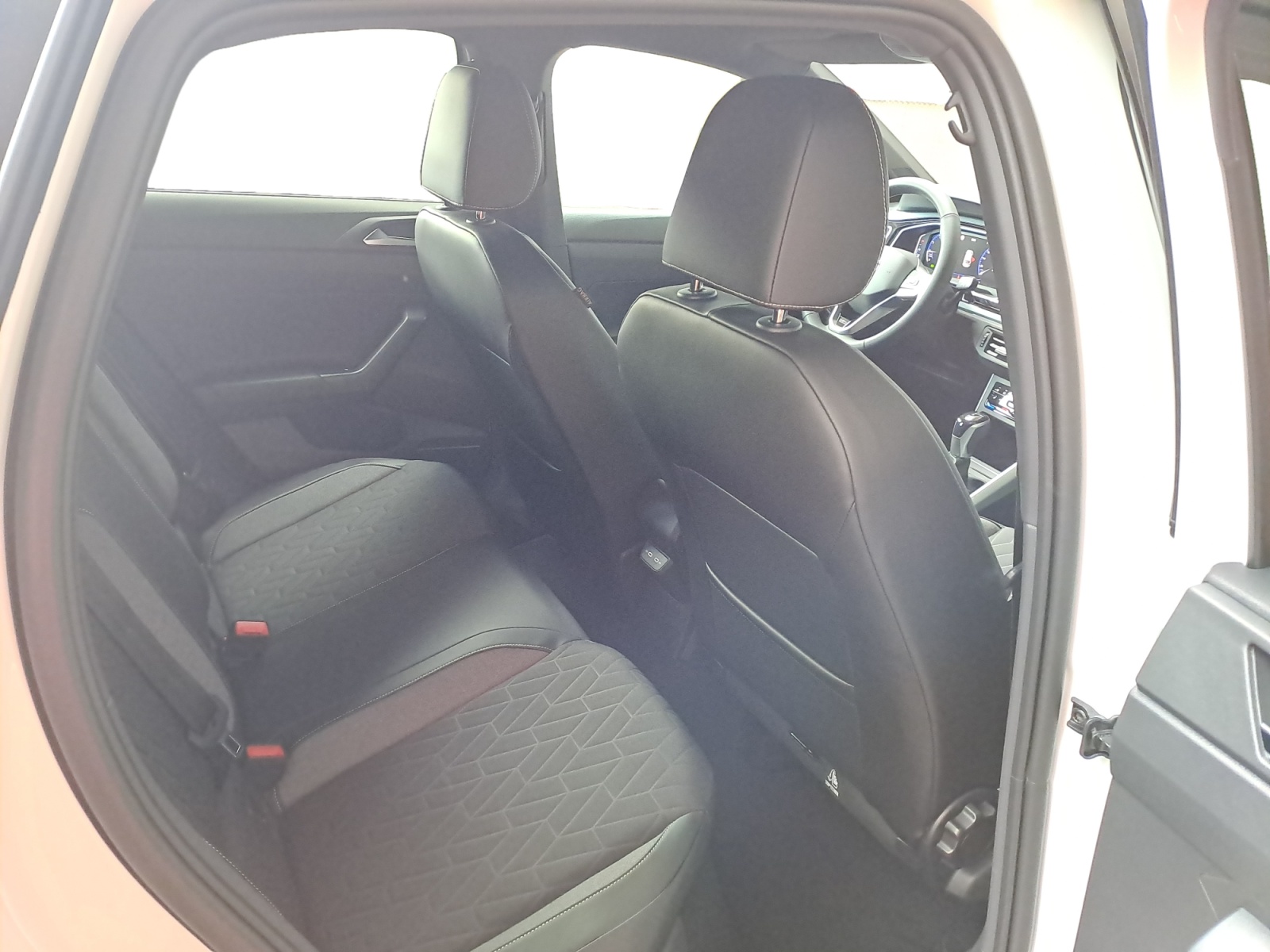 Volkswagen - Taigo Life 1,0 l TSI OPF   7-Gang-Doppelkupplungsgetriebe DSG