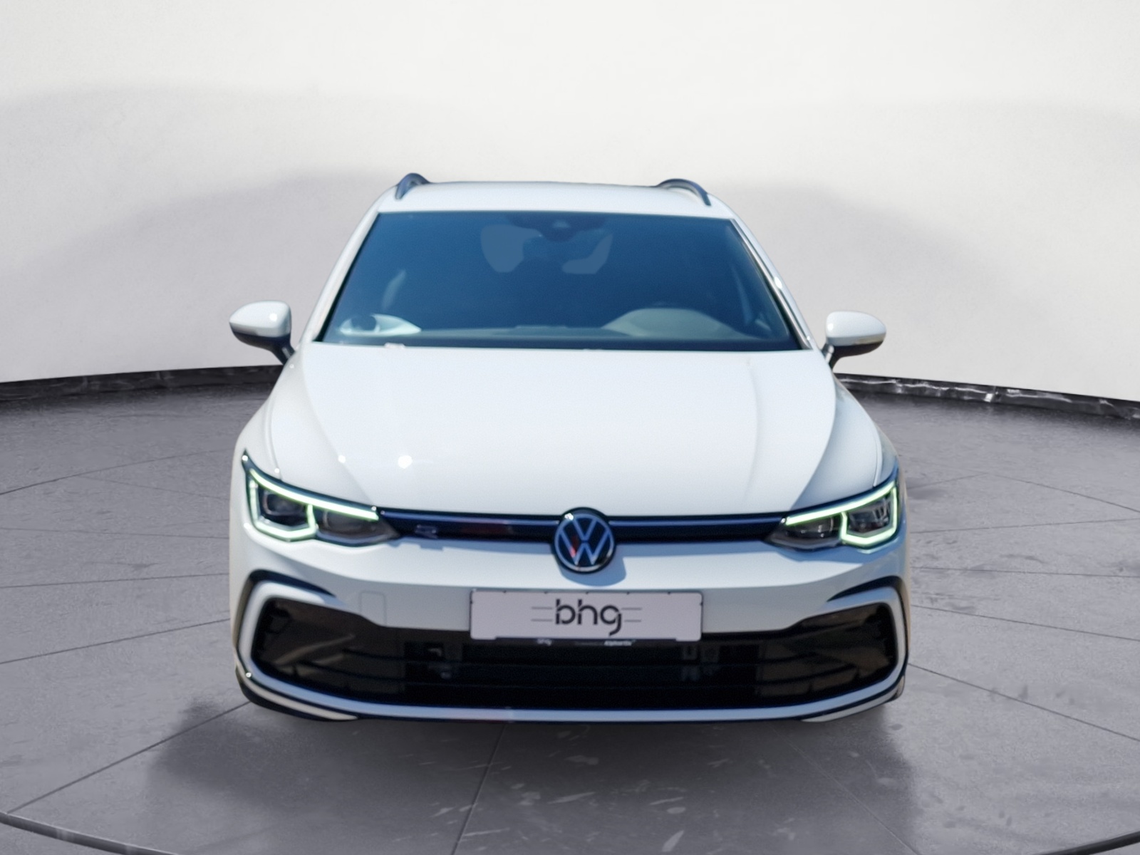 Volkswagen - Golf Variant 1.5 eTSI OPF DSG R-Line