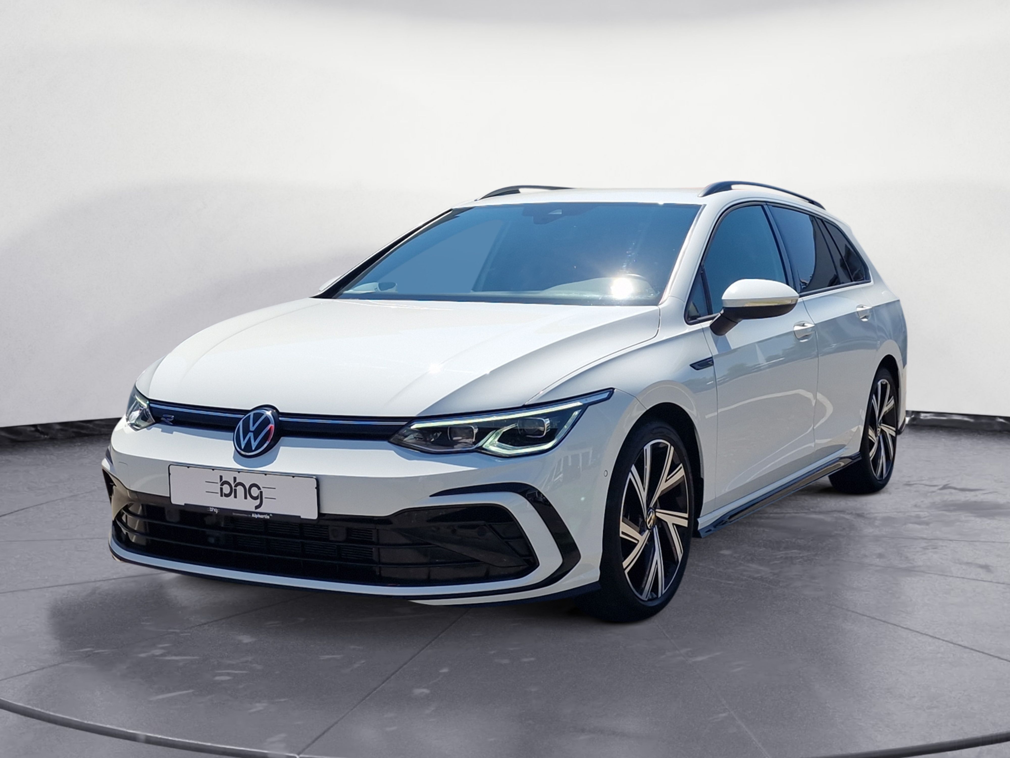 Volkswagen - Golf Variant 1.5 eTSI OPF DSG R-Line