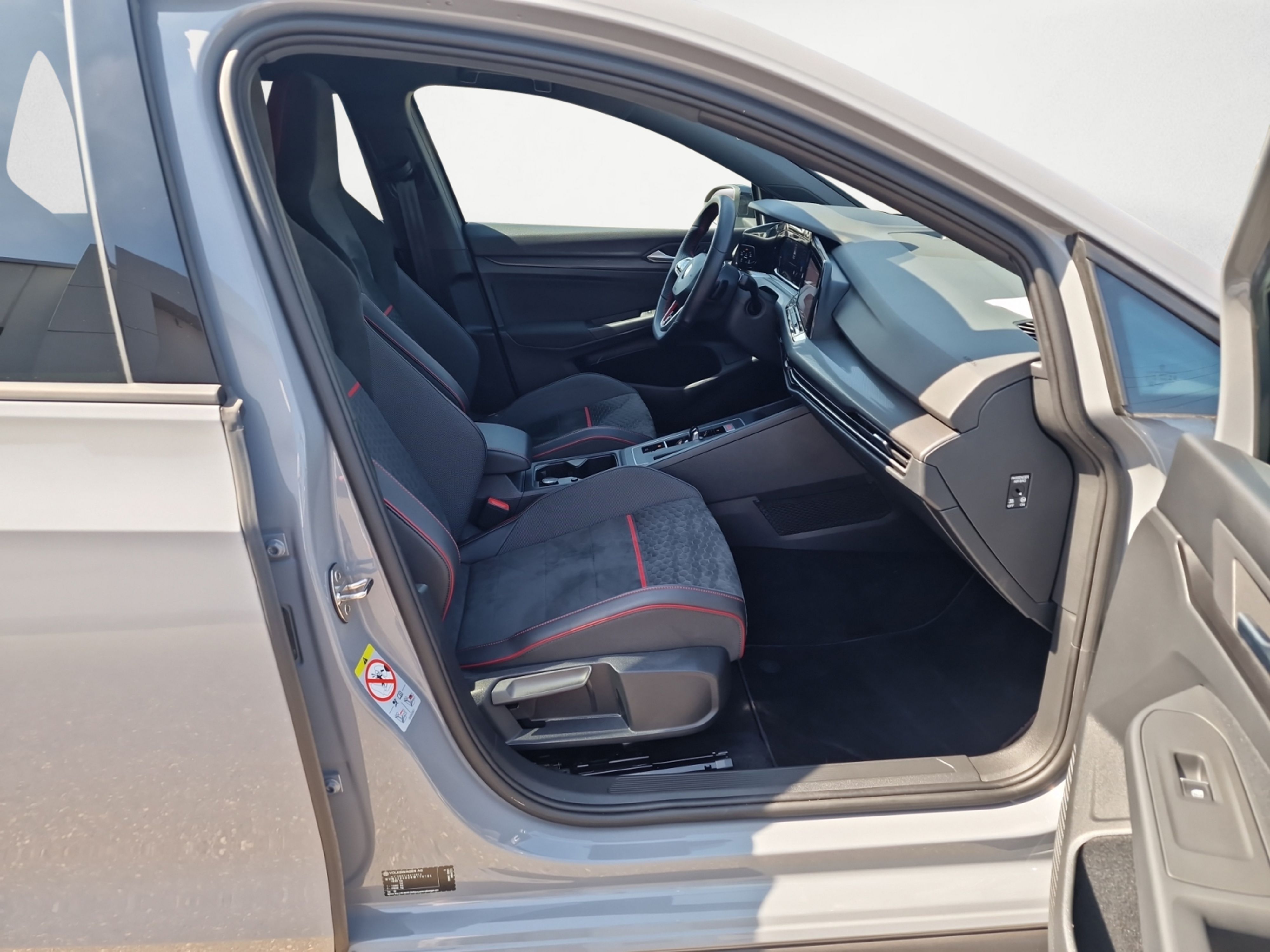 Volkswagen - Golf GTI 2.0 TSI DSG CLUBSPORT