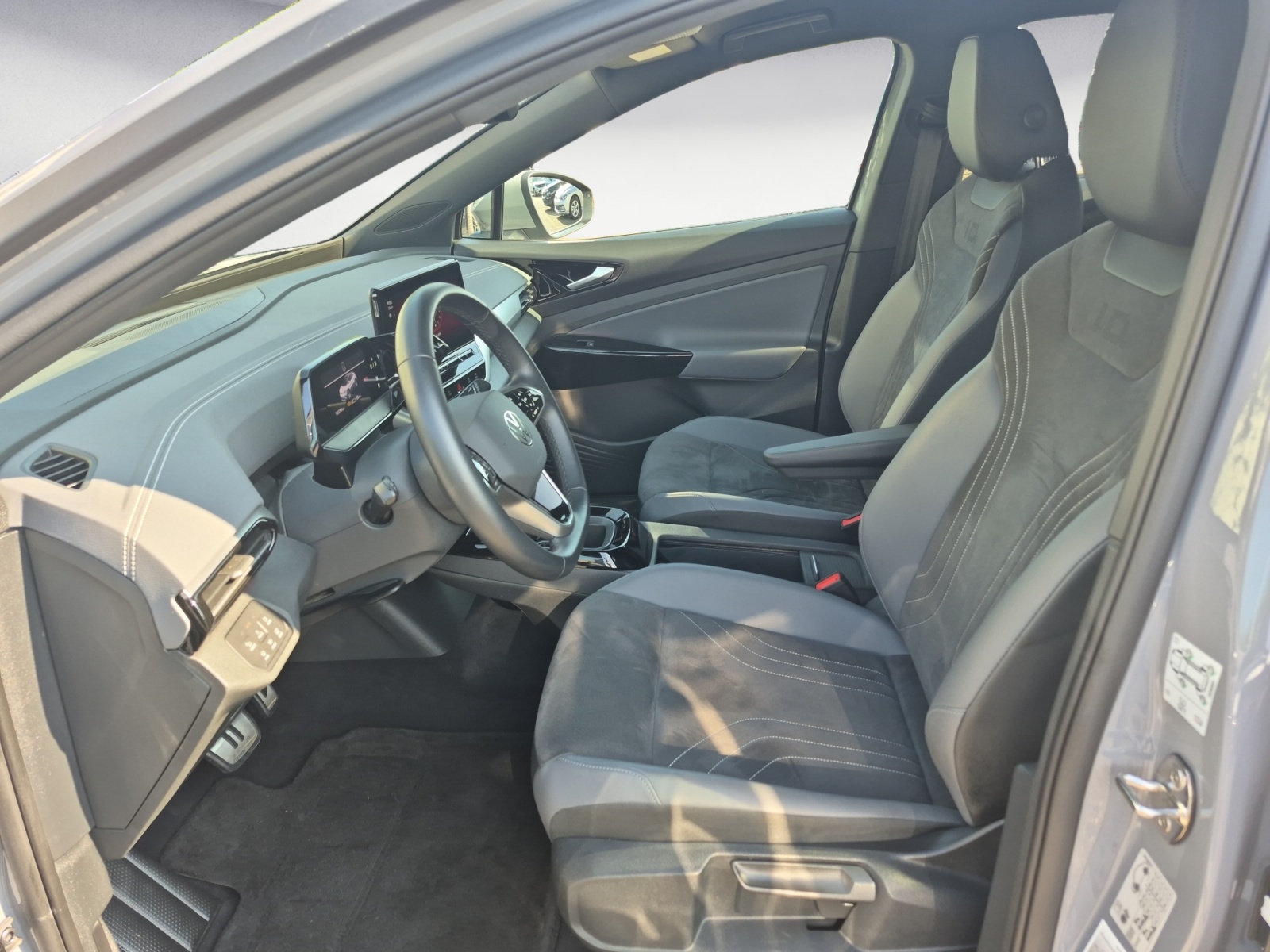 Volkswagen - ID.4 Pure mit Infotainment-Paket