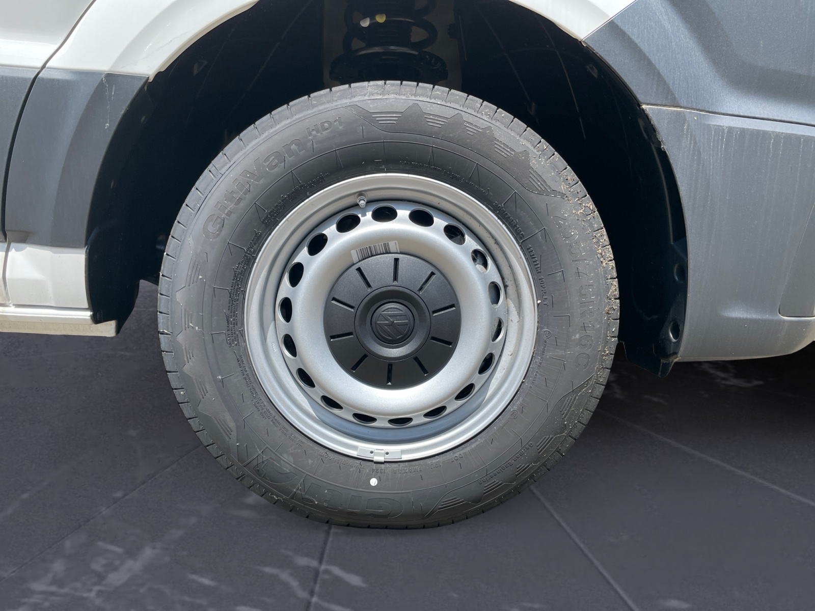 Volkswagen - Crafter 35 Kasten 2,0 l Frontantr ieb 6-Gang Radst. 3640 mm