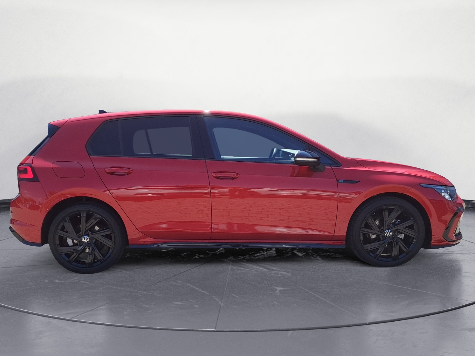 Volkswagen - Golf 2.0 TDI SCR DSG R-Line