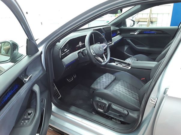 Volkswagen - Passat Variant 2.0 TDI SCR DSG R-Line