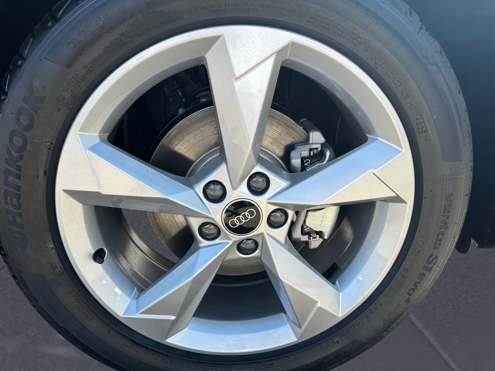 Audi - Q3 advanced 35 TFSI 110(150) kW(PS) Schaltgetriebe