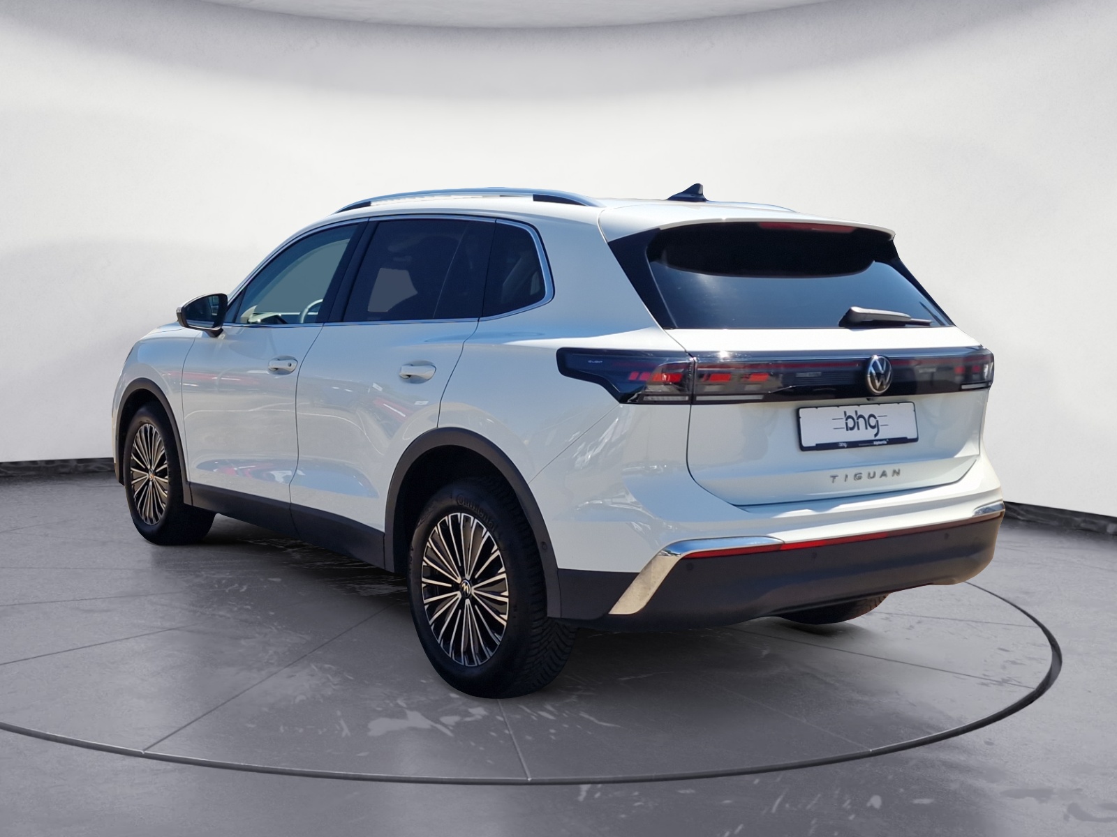 Volkswagen - Tiguan 2.0 TDI SCR DSG Elegance