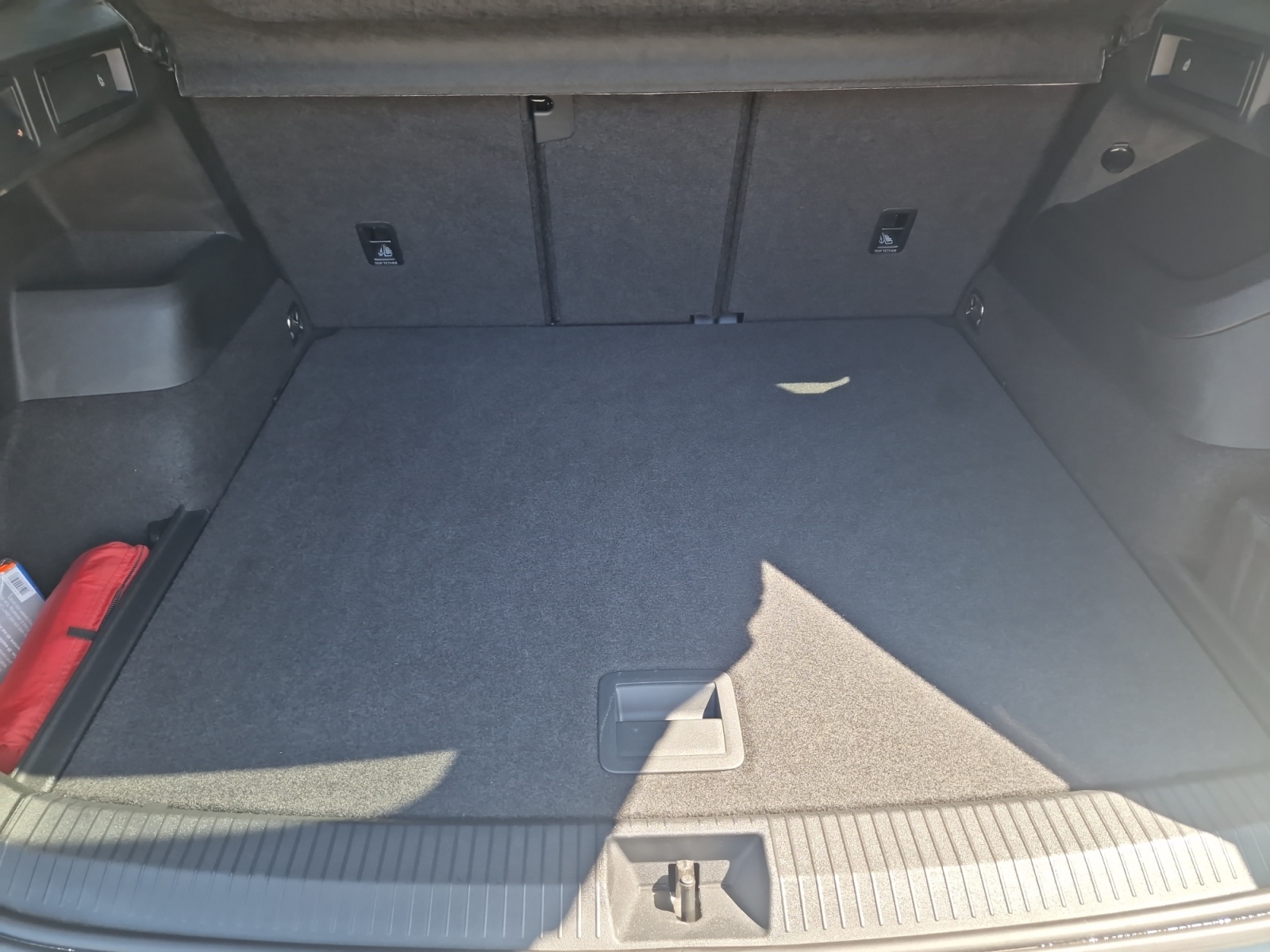 Volkswagen - Tiguan 2.0 TDI SCR DSG Elegance