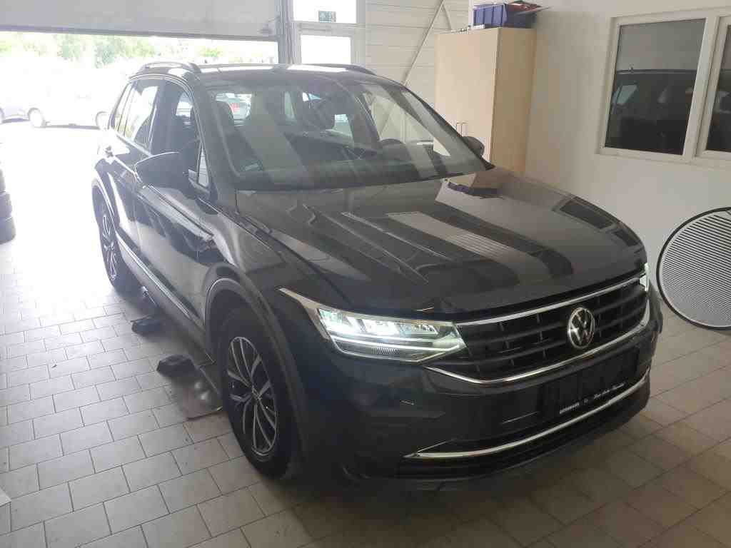 Volkswagen - Tiguan 1.4 eHybrid OPF DSG Life