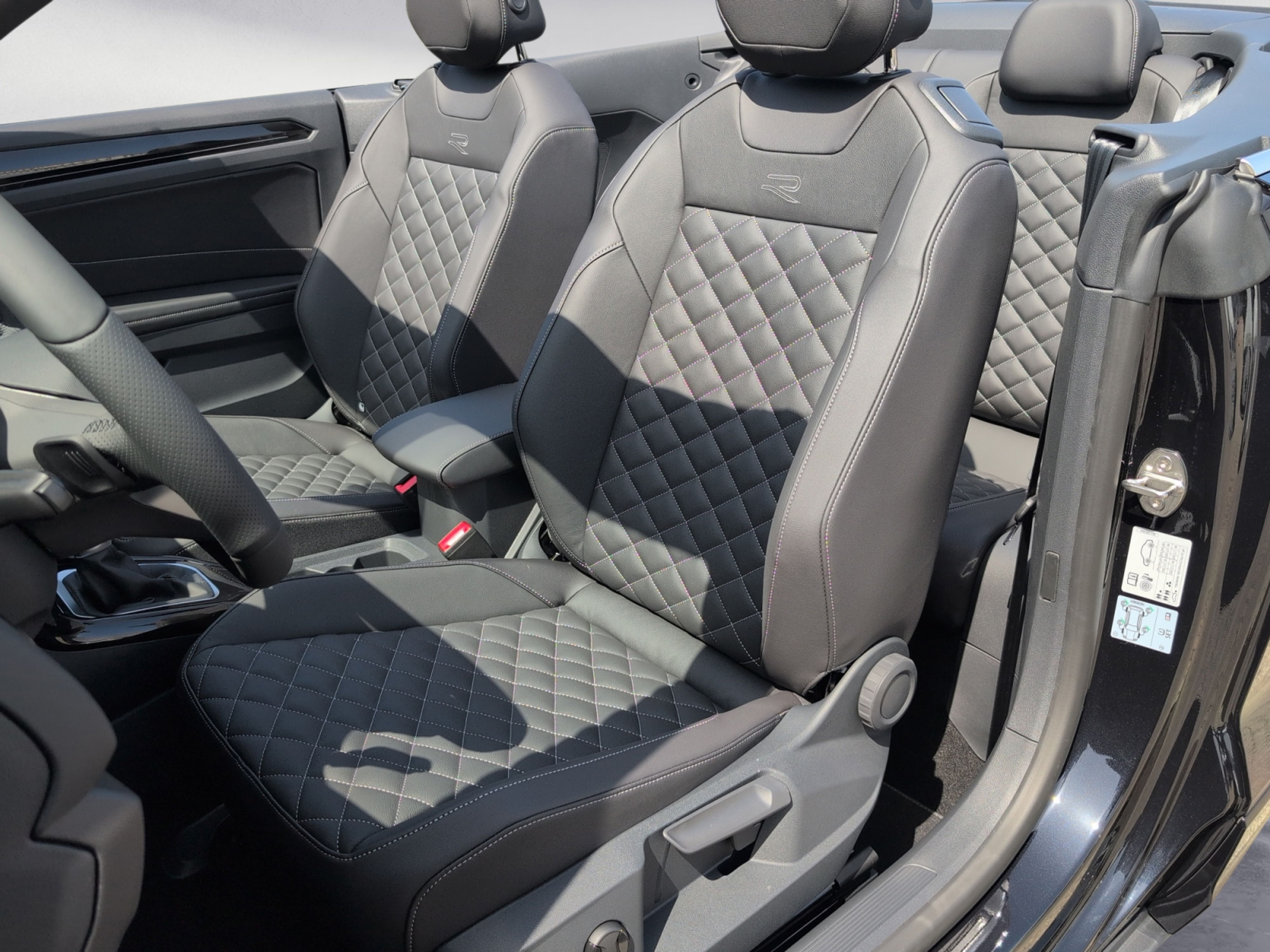 Volkswagen - T-Roc Cabriolet