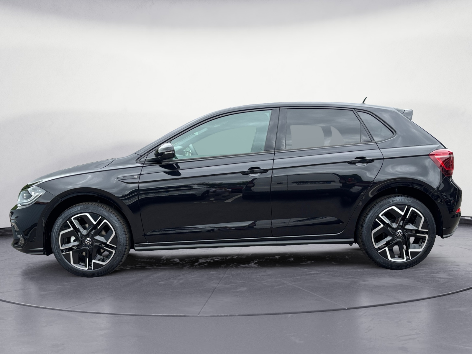 Volkswagen - Polo R-Line 1,0 l TSI OPF 7-Gang-Doppelkupplungsgetriebe DSG