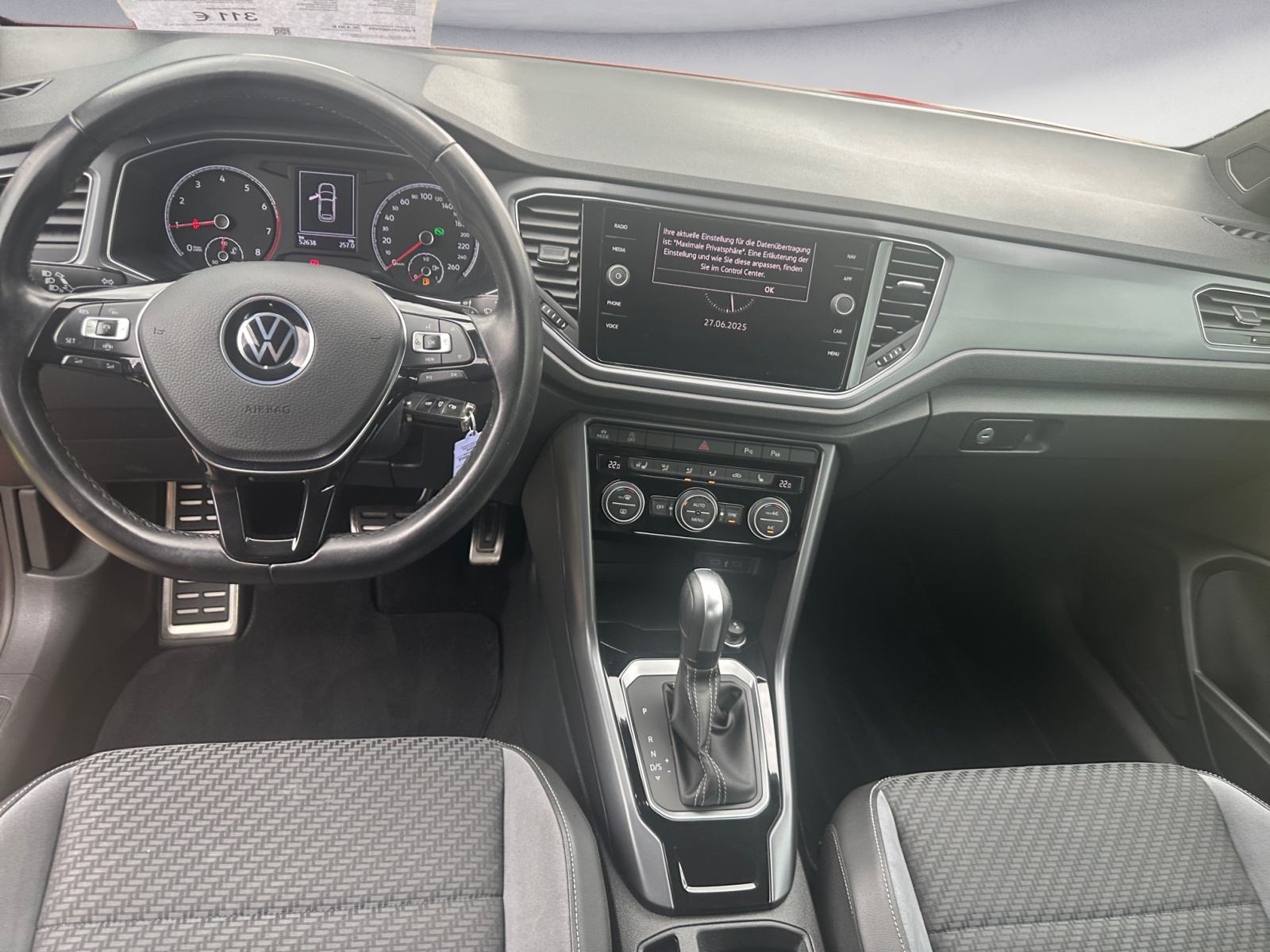 Volkswagen - T-Roc Cabriolet 1.5 TSI ACT OPF DSG R-Line