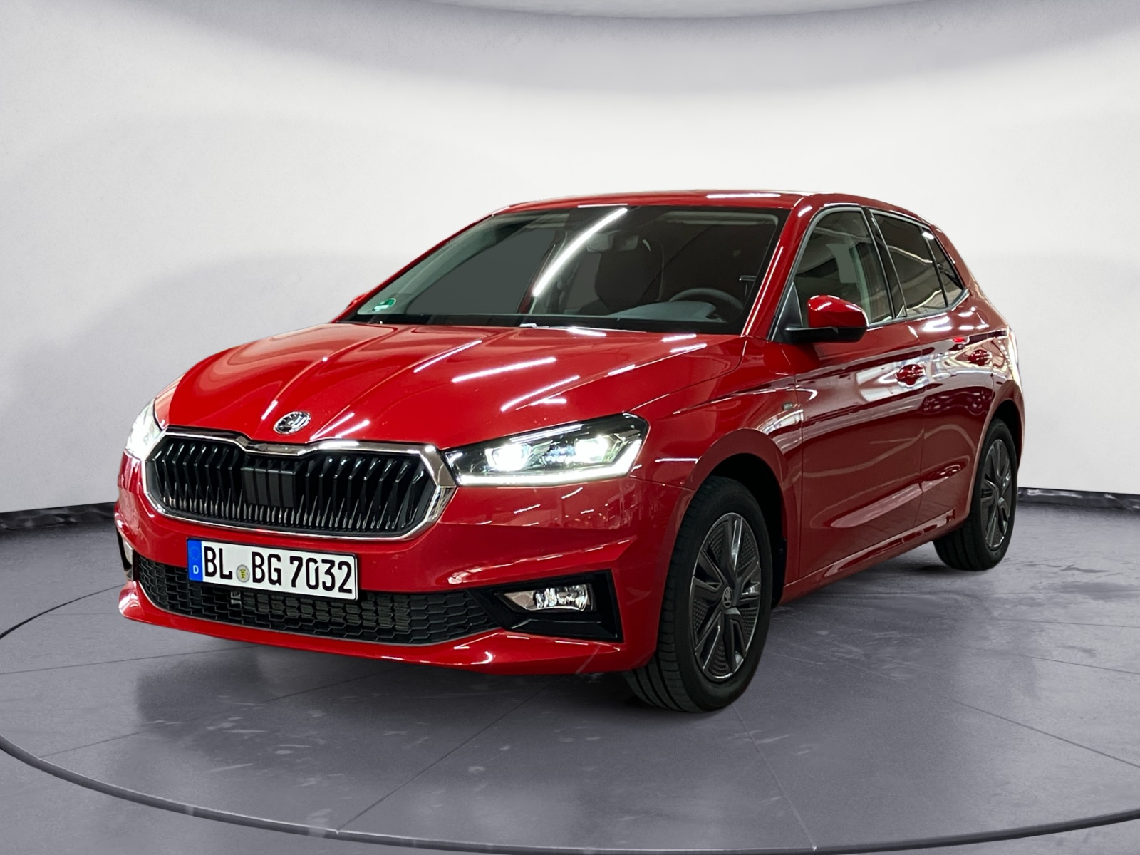 Skoda - Fabia Drive 1,0 TSI 5-Gang-Schaltgetriebe