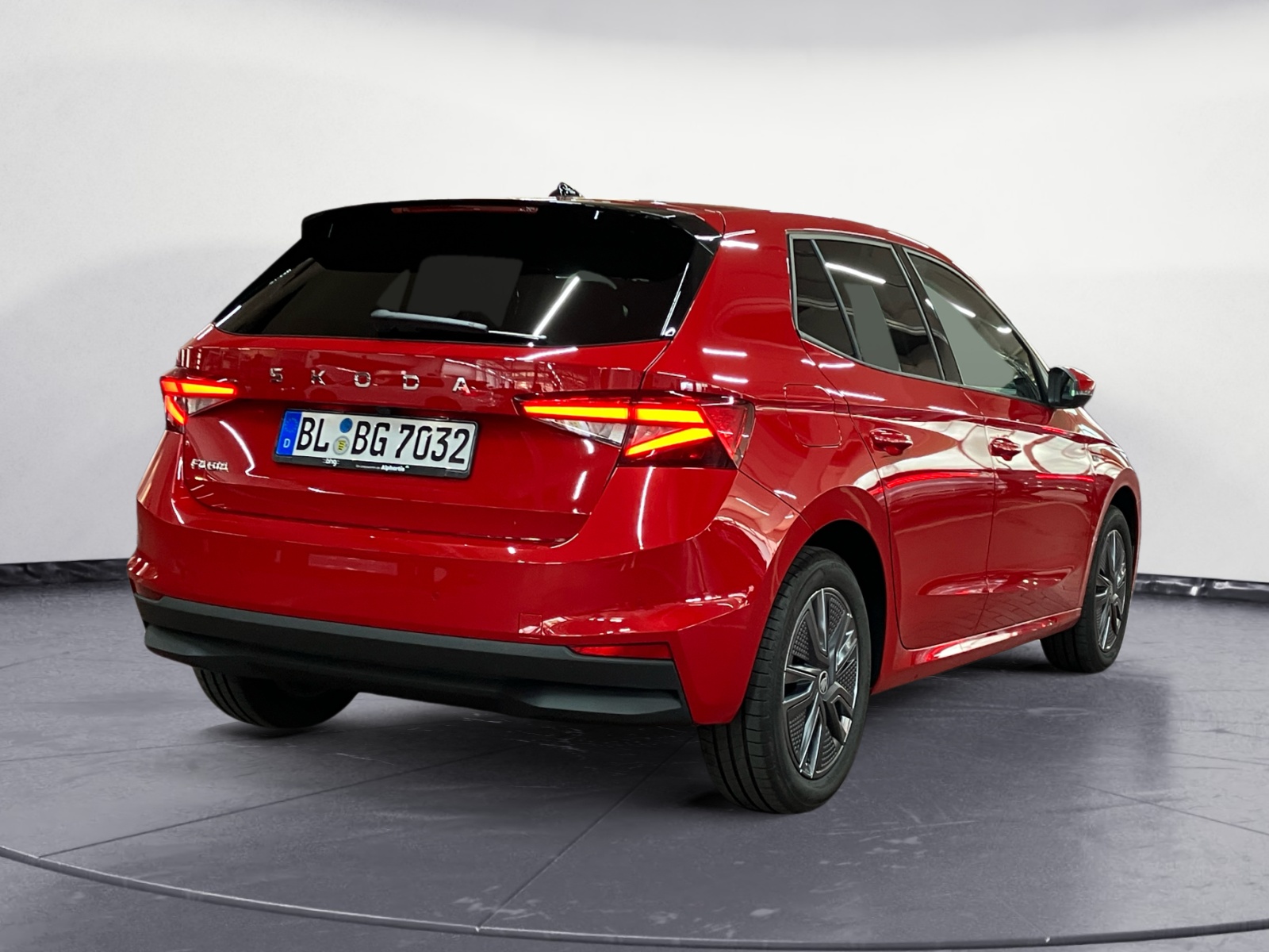 Skoda - Fabia Drive 1,0 TSI 5-Gang-Schaltgetriebe