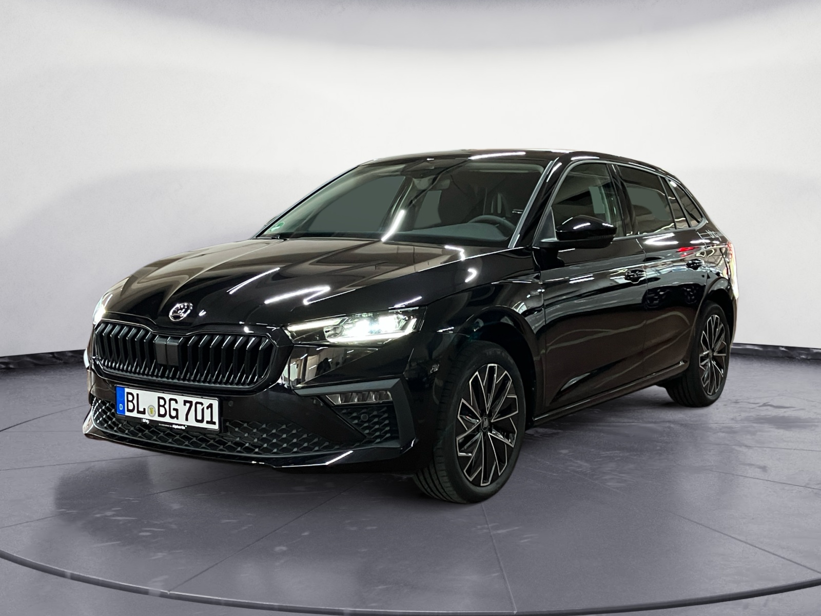 Skoda - Scala Tour 1,0 TSI 7-Gang-DSG