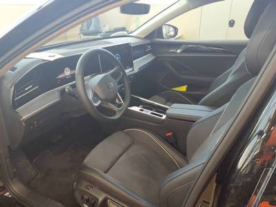 Volkswagen - Passat Variant