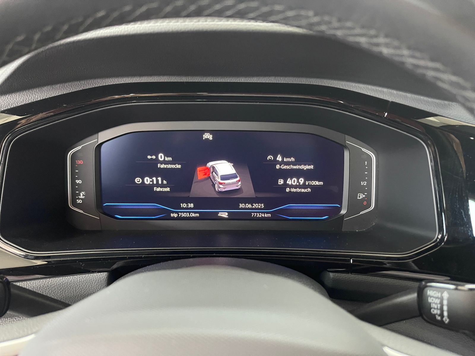 Volkswagen - T-Roc R-Line 1.5 TSI 6-Gang