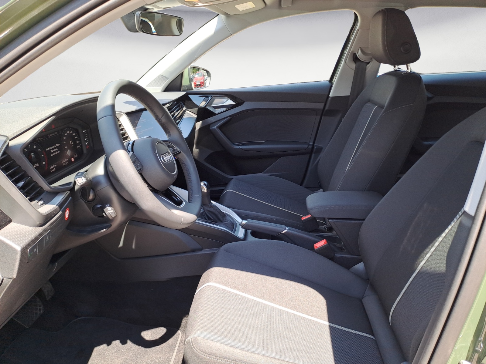 Audi - A1 25 TFSI Sportback S tronic advanced