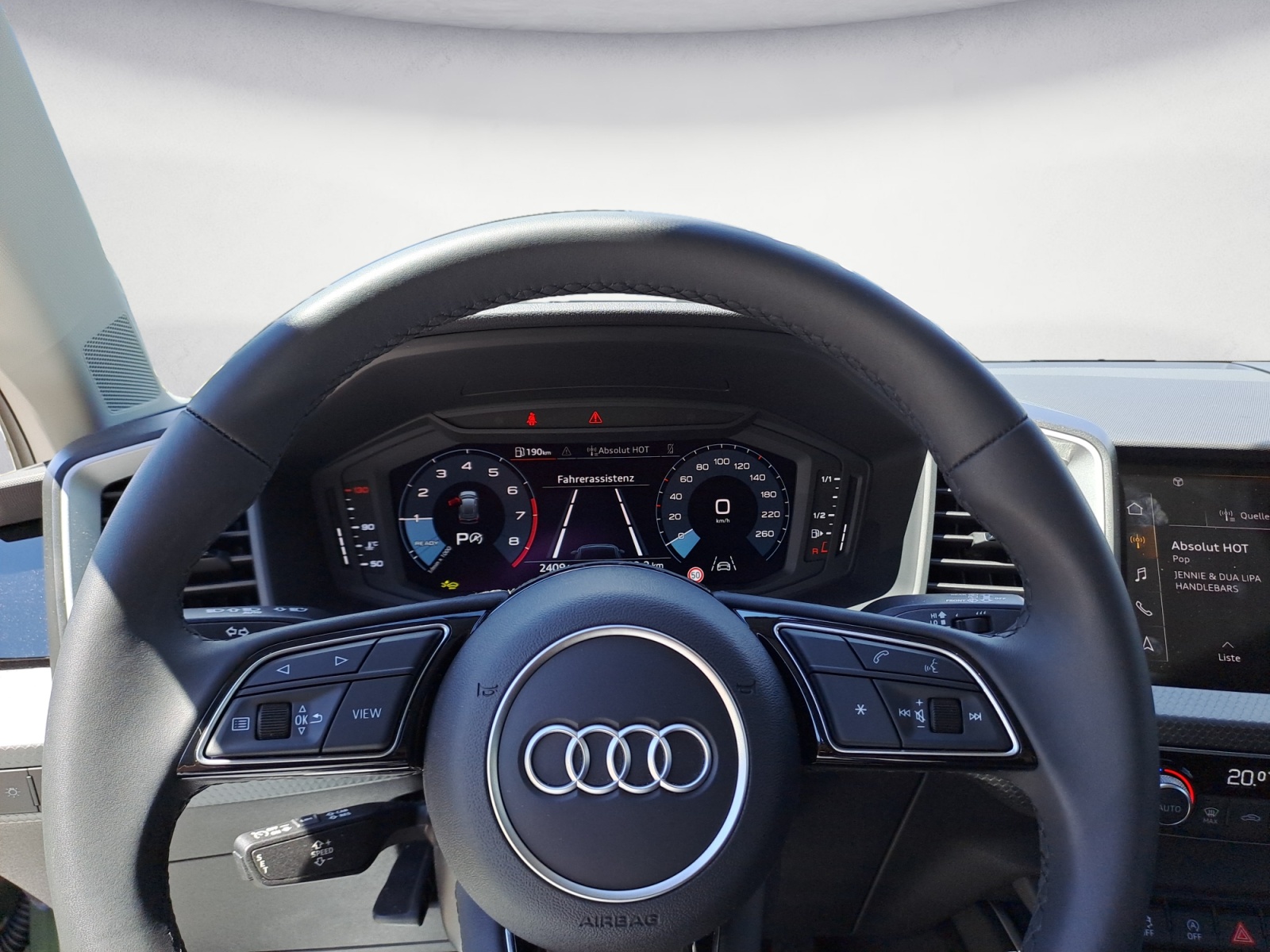 Audi - A1 25 TFSI Sportback S tronic advanced