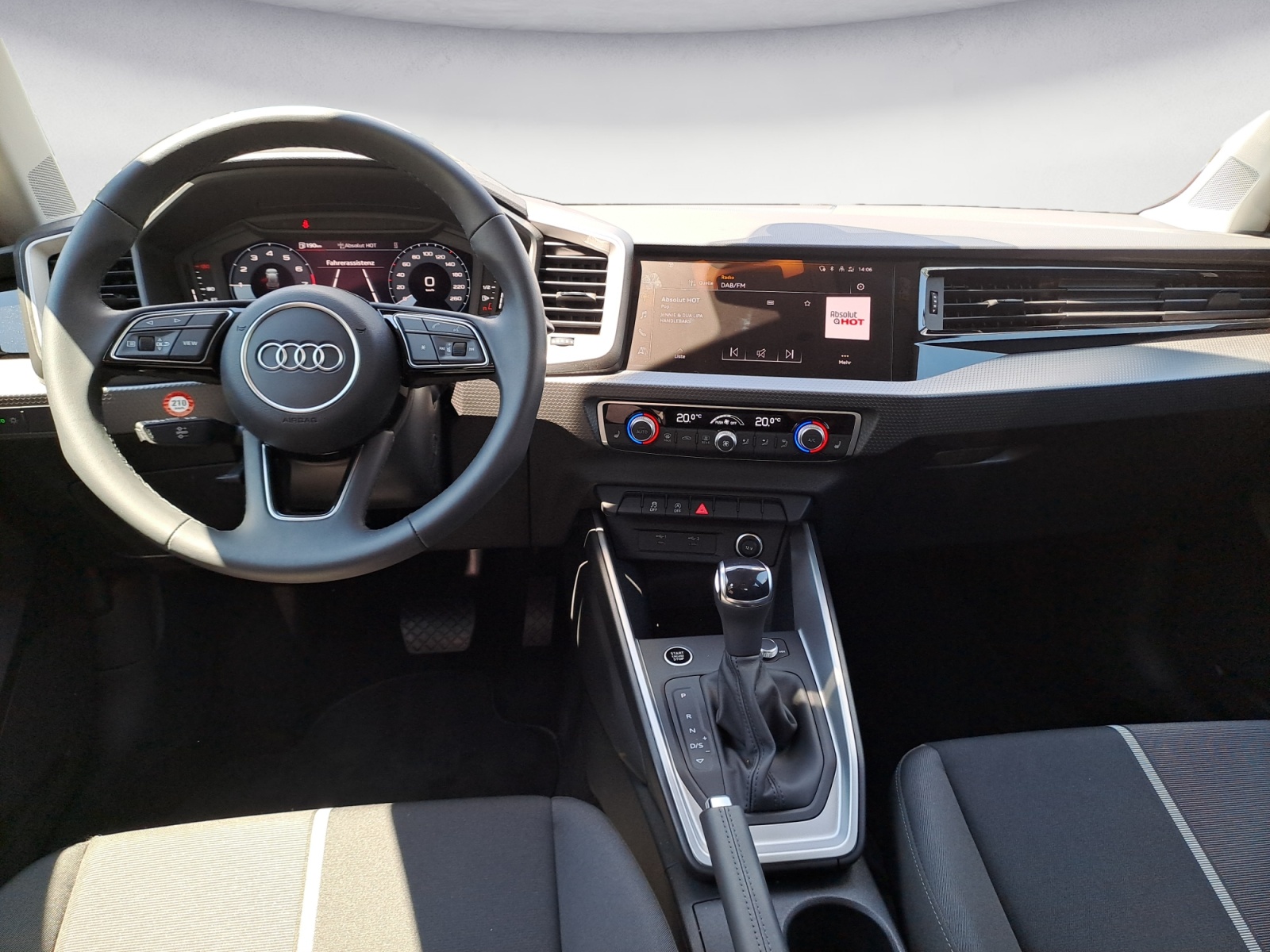 Audi - A1 25 TFSI Sportback S tronic advanced
