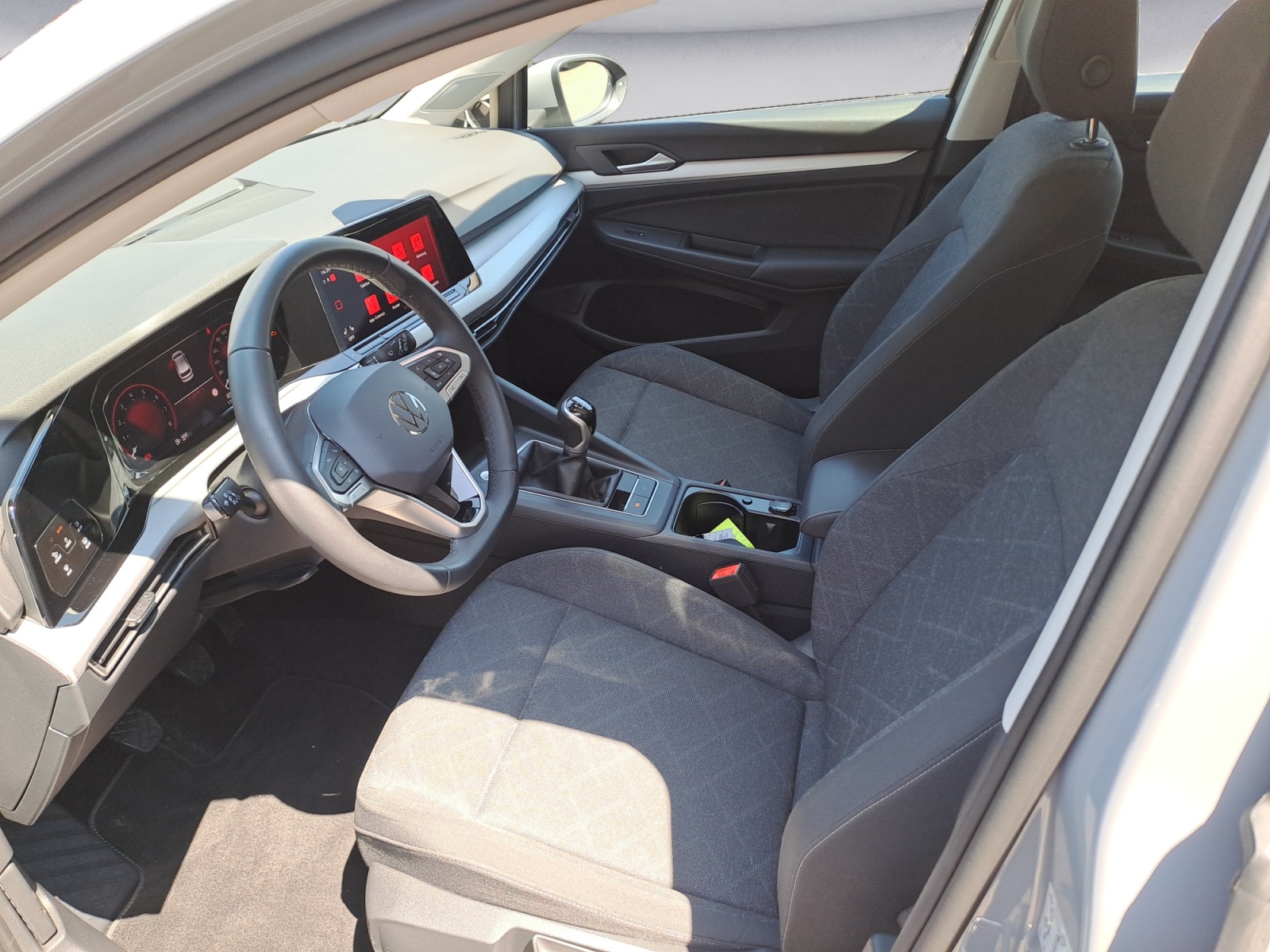 Volkswagen - Golf 1.5 TSI Life