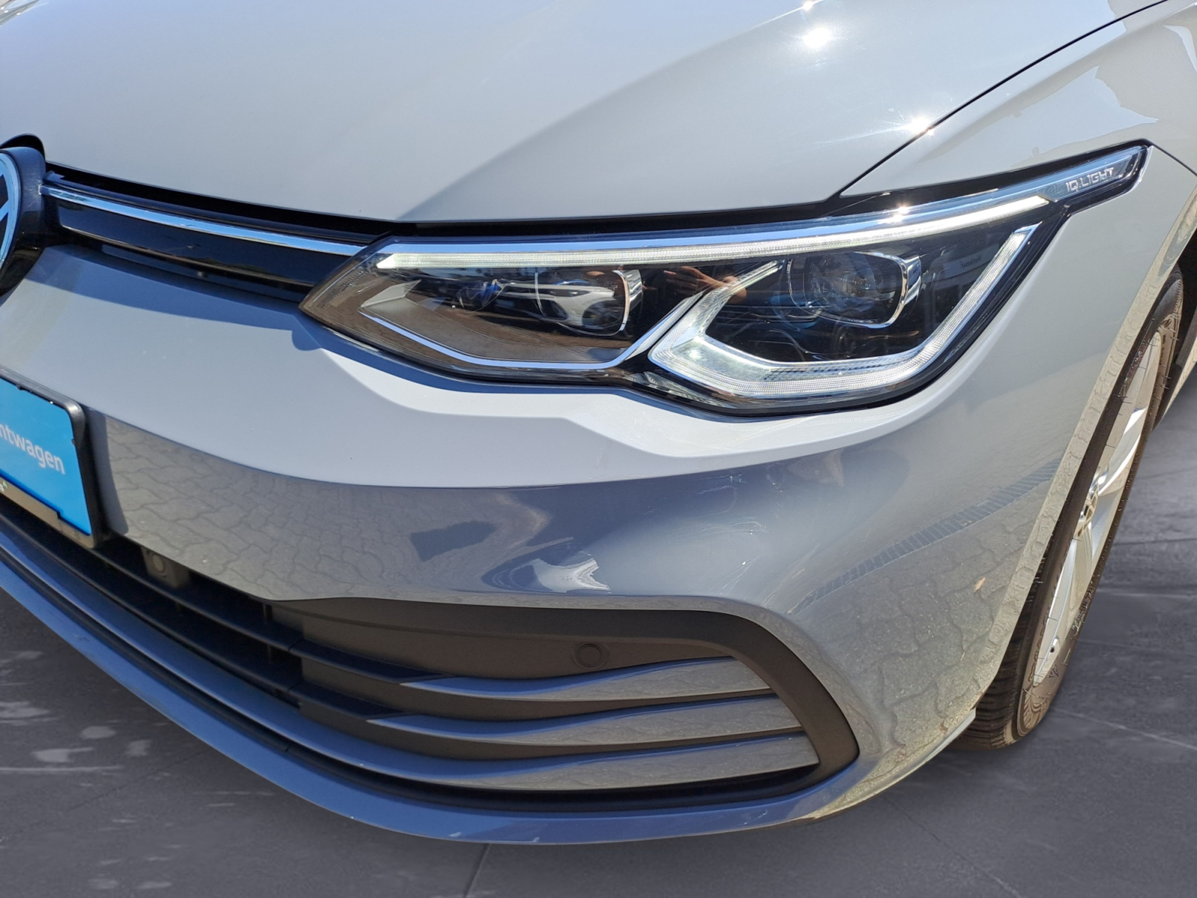 Volkswagen - Golf 1.5 TSI Life
