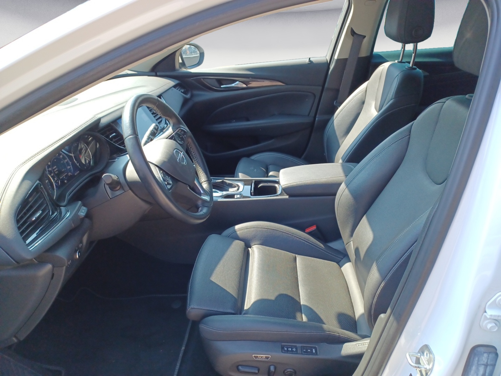 Opel - Insignia Sports Tourer 2.0 Diesel Automatik