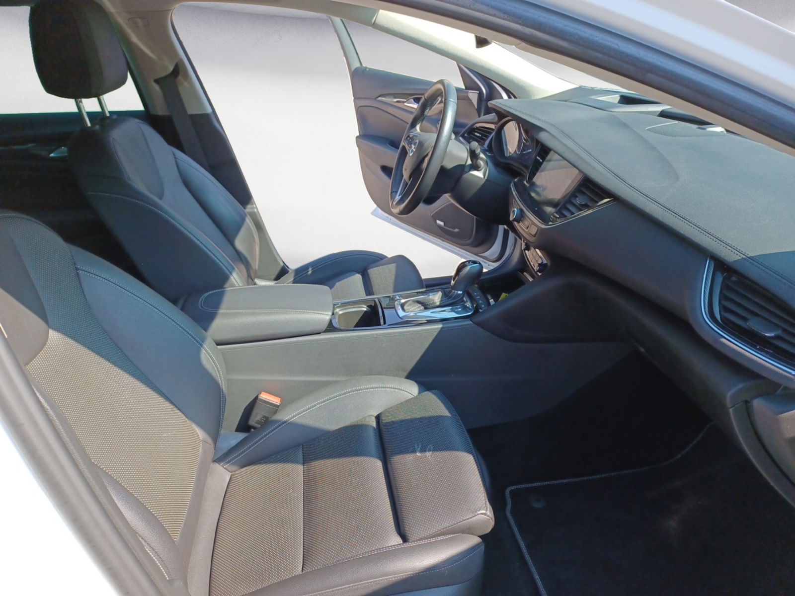 Opel - Insignia Sports Tourer 2.0 Diesel Automatik