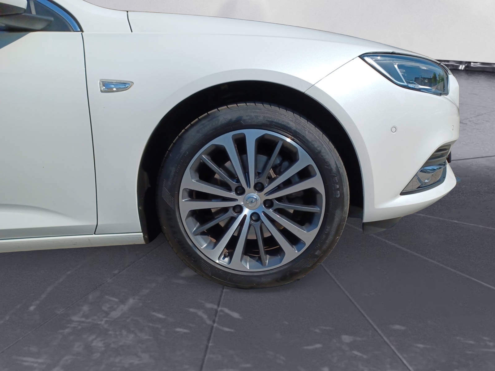 Opel - Insignia Sports Tourer 2.0 Diesel Automatik
