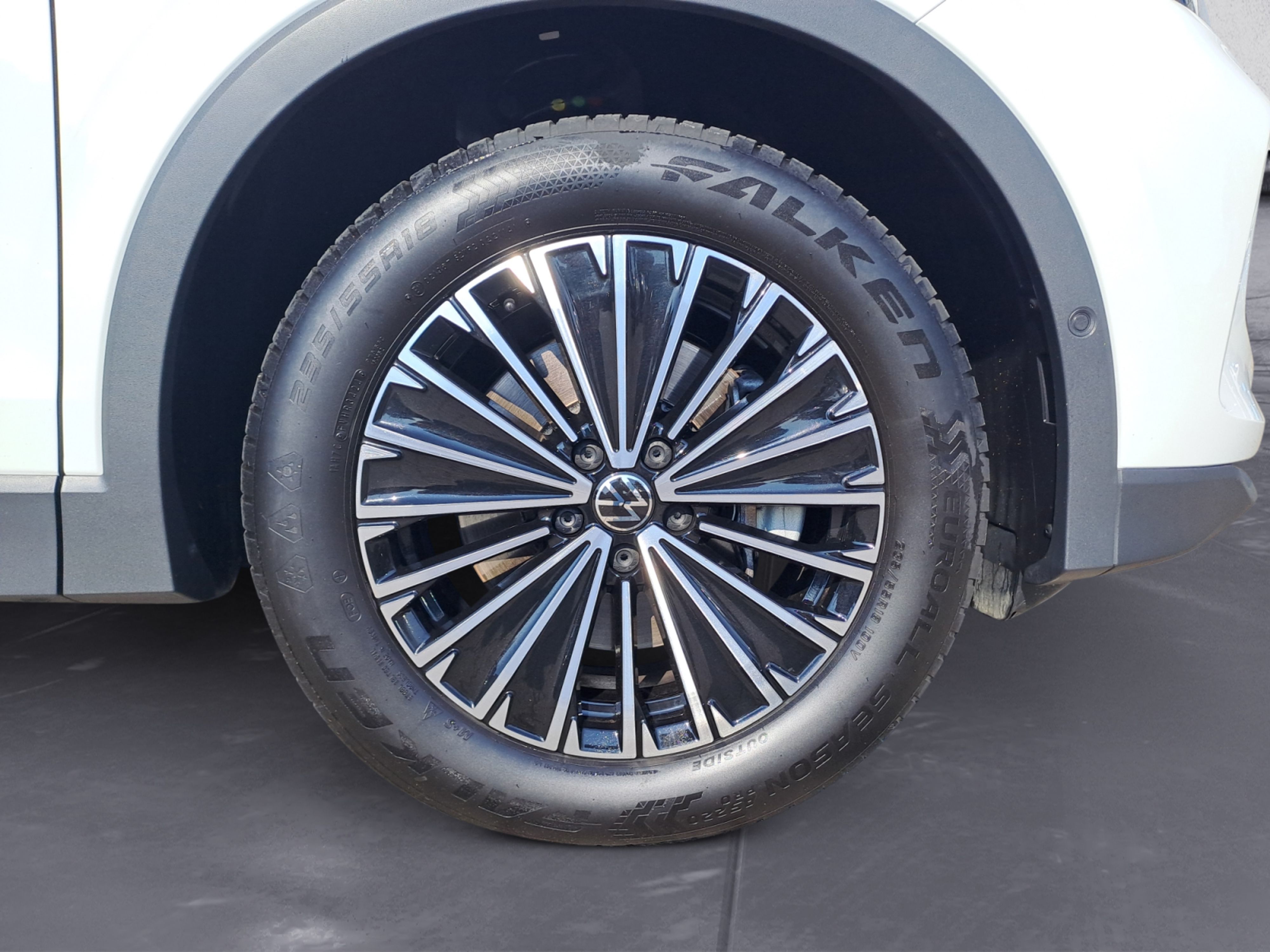 Volkswagen - Tiguan
