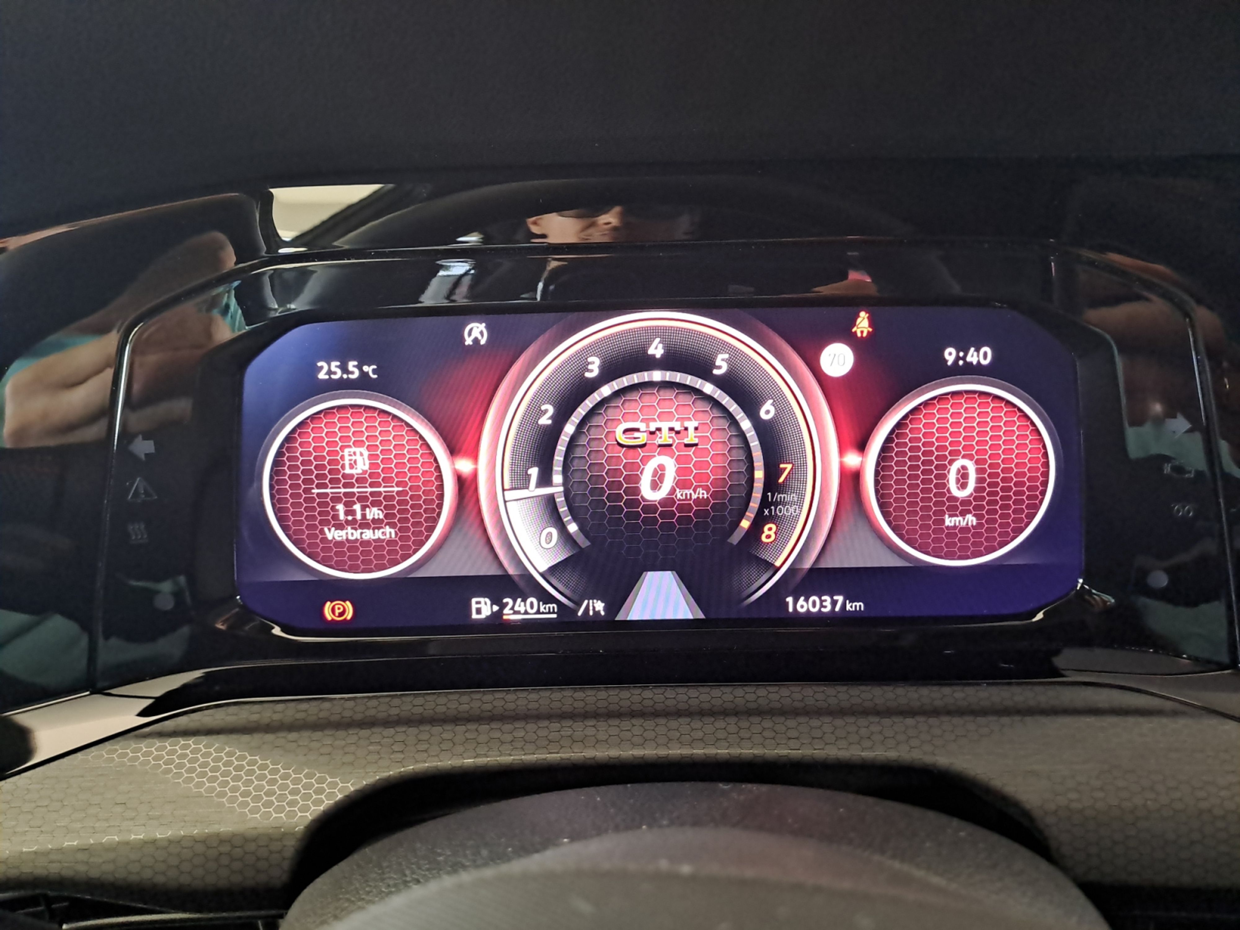 Volkswagen - Golf GTI 2.0 TSI