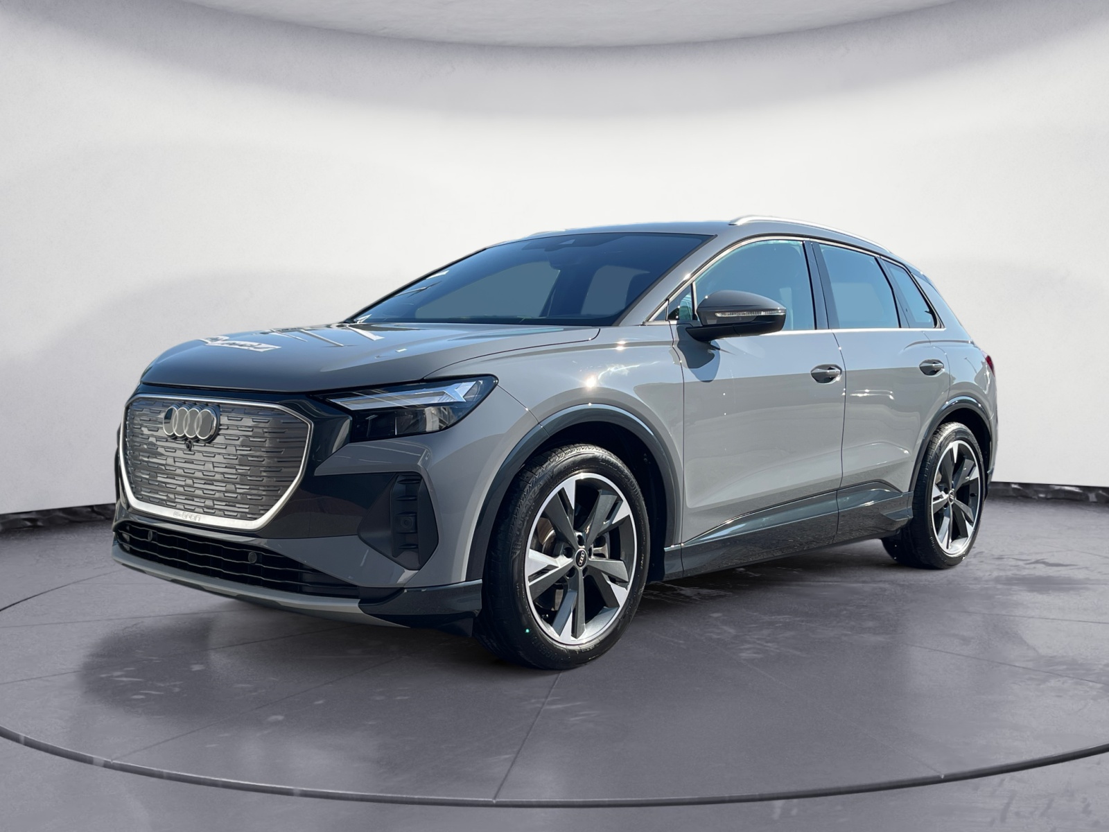 Audi - Q4 e-tron 40